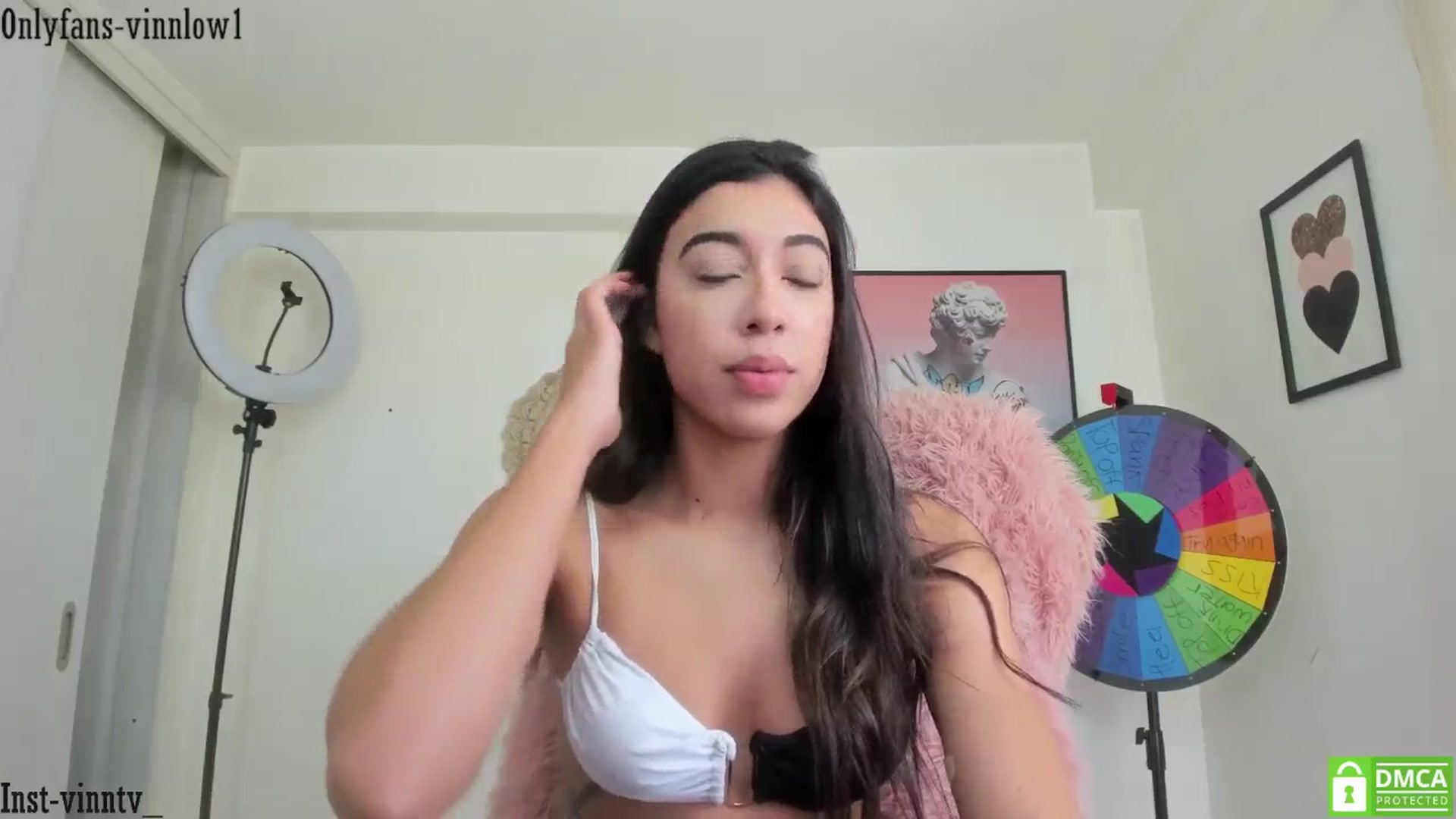 Gallery image thumbnail from Vinnlow's myfreecams stream on, 09/02/2024, 21:55 image 5 of 20