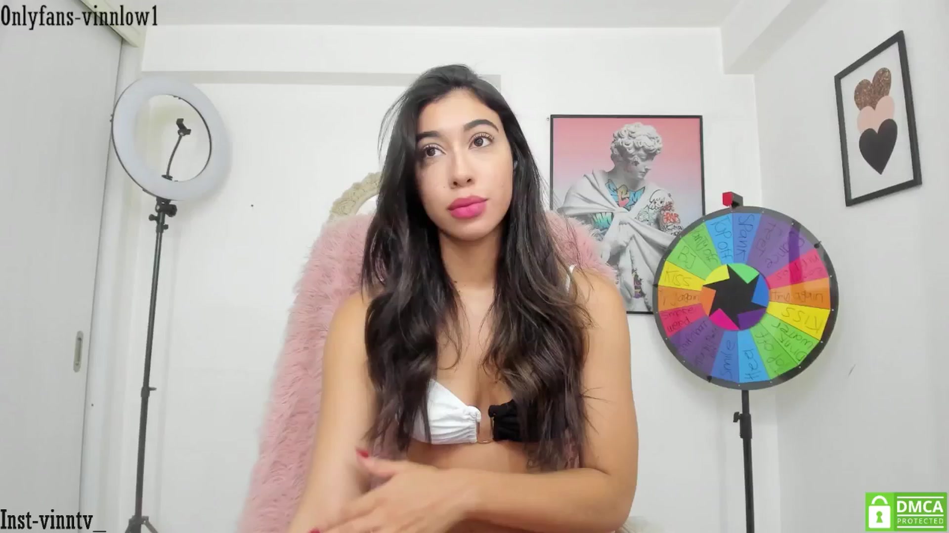 Gallery image thumbnail from Vinnlow's myfreecams stream on, 09/02/2024, 23:37 image 17 of 20