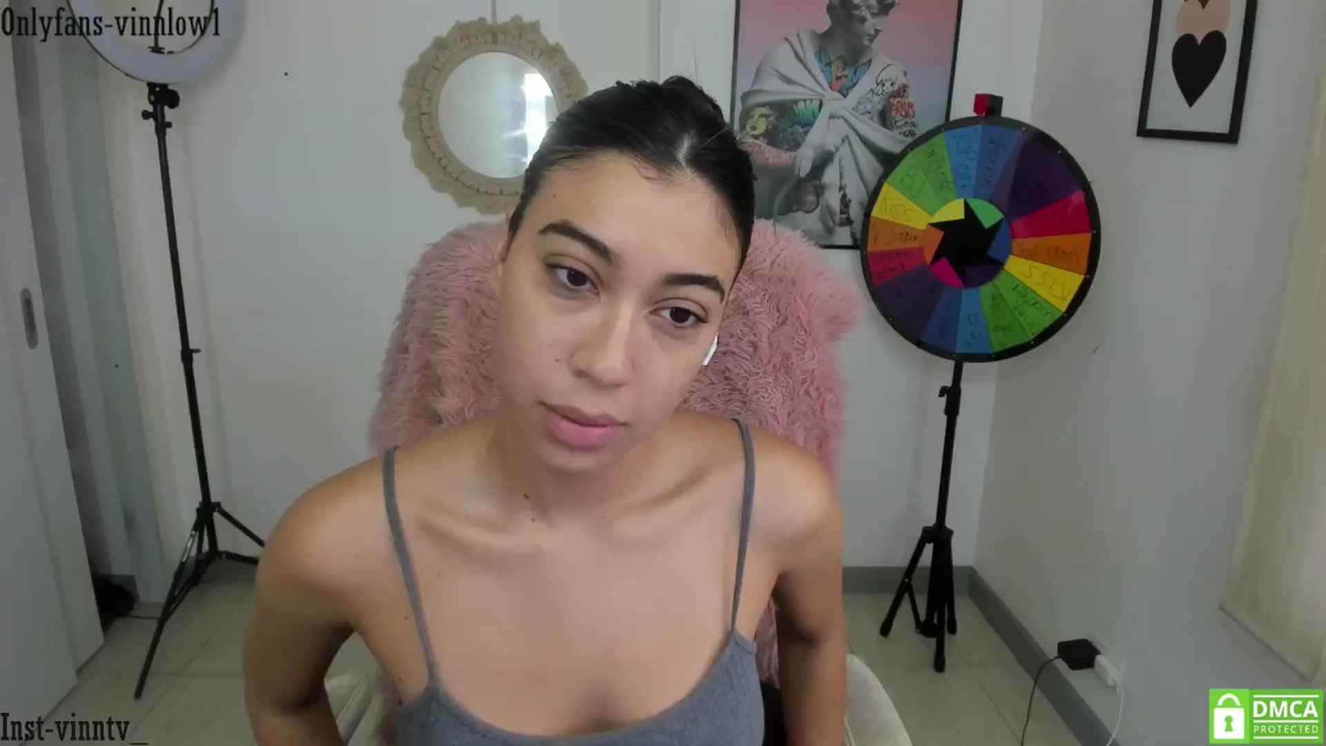 Gallery image thumbnail from Vinnlow's myfreecams stream on, 09/04/2024, 12:53 image 14 of 20