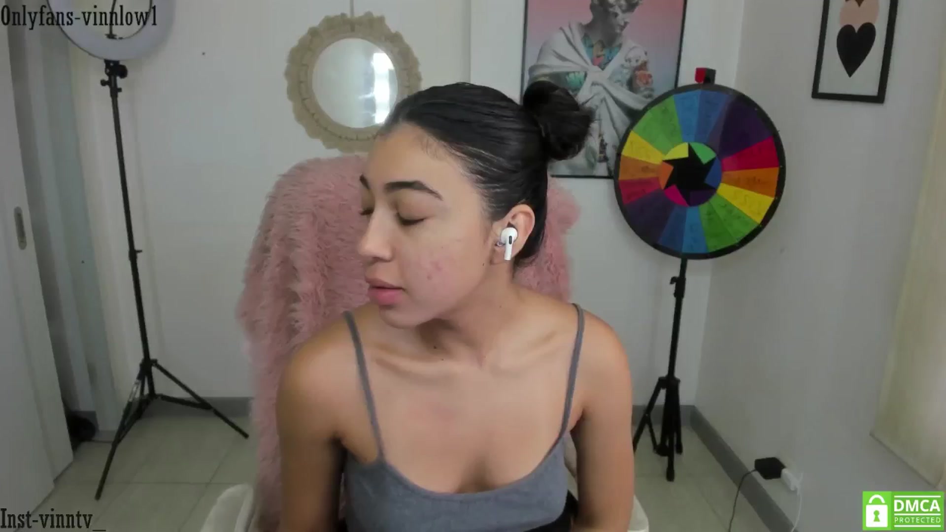 Gallery image thumbnail from Vinnlow's myfreecams stream on, 09/04/2024, 12:53 image 20 of 20