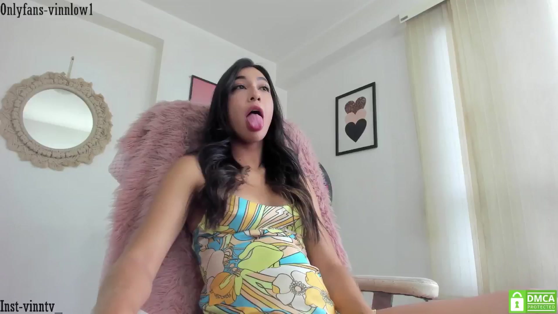 Gallery image thumbnail from Vinnlow's myfreecams stream on, 09/10/2024, 22:44 image 10 of 20