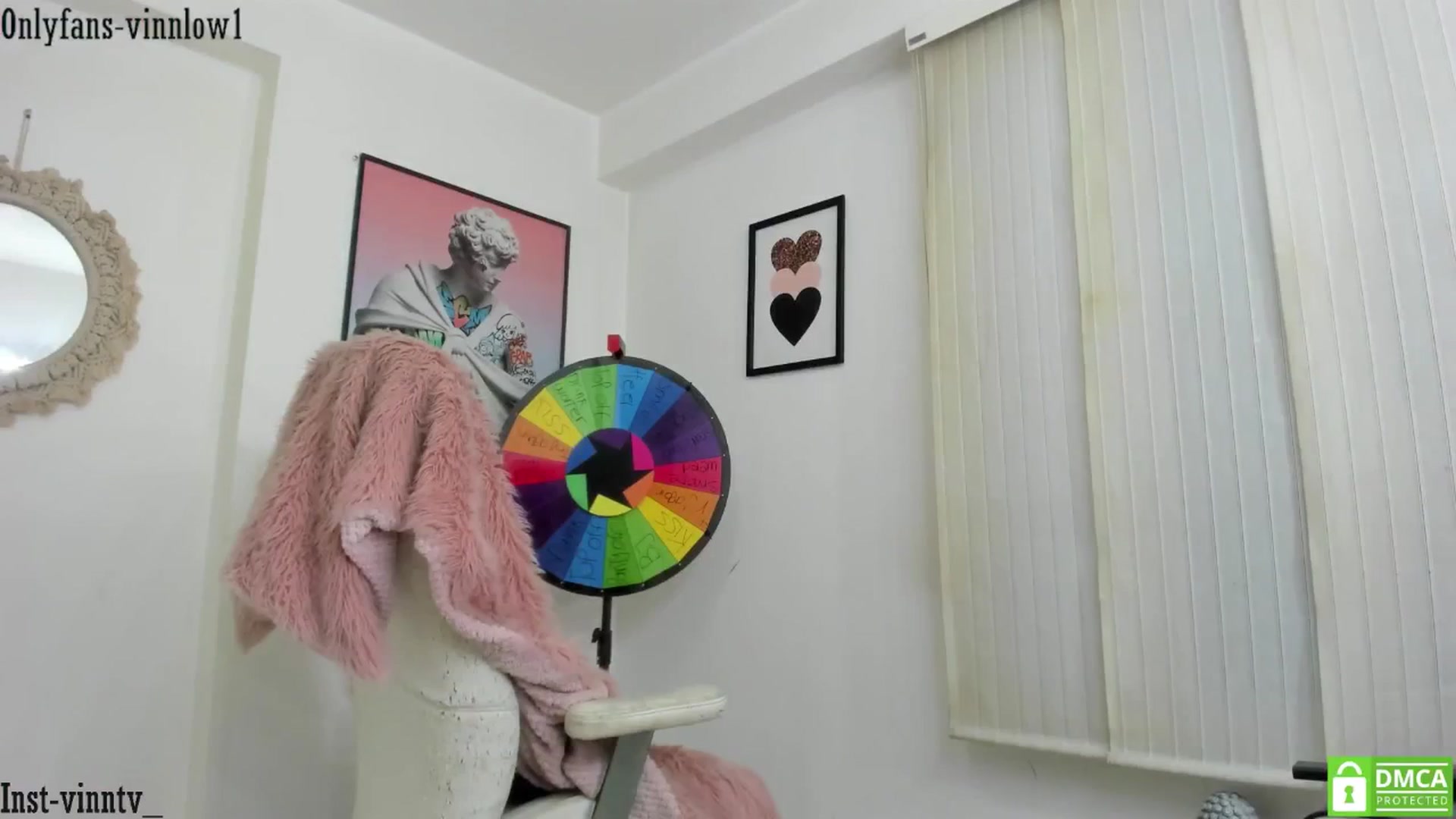 Gallery image thumbnail from Vinnlow's myfreecams stream on, 09/24/2024, 23:48 image 2 of 20