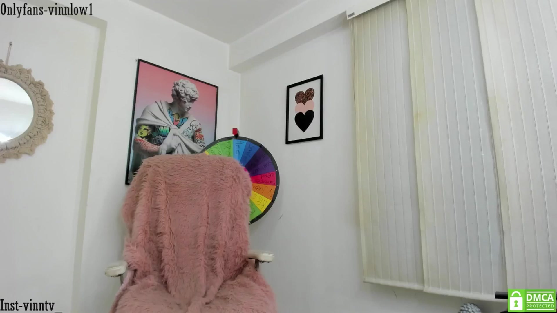 Gallery image thumbnail from Vinnlow's myfreecams stream on, 09/24/2024, 23:48 image 9 of 20