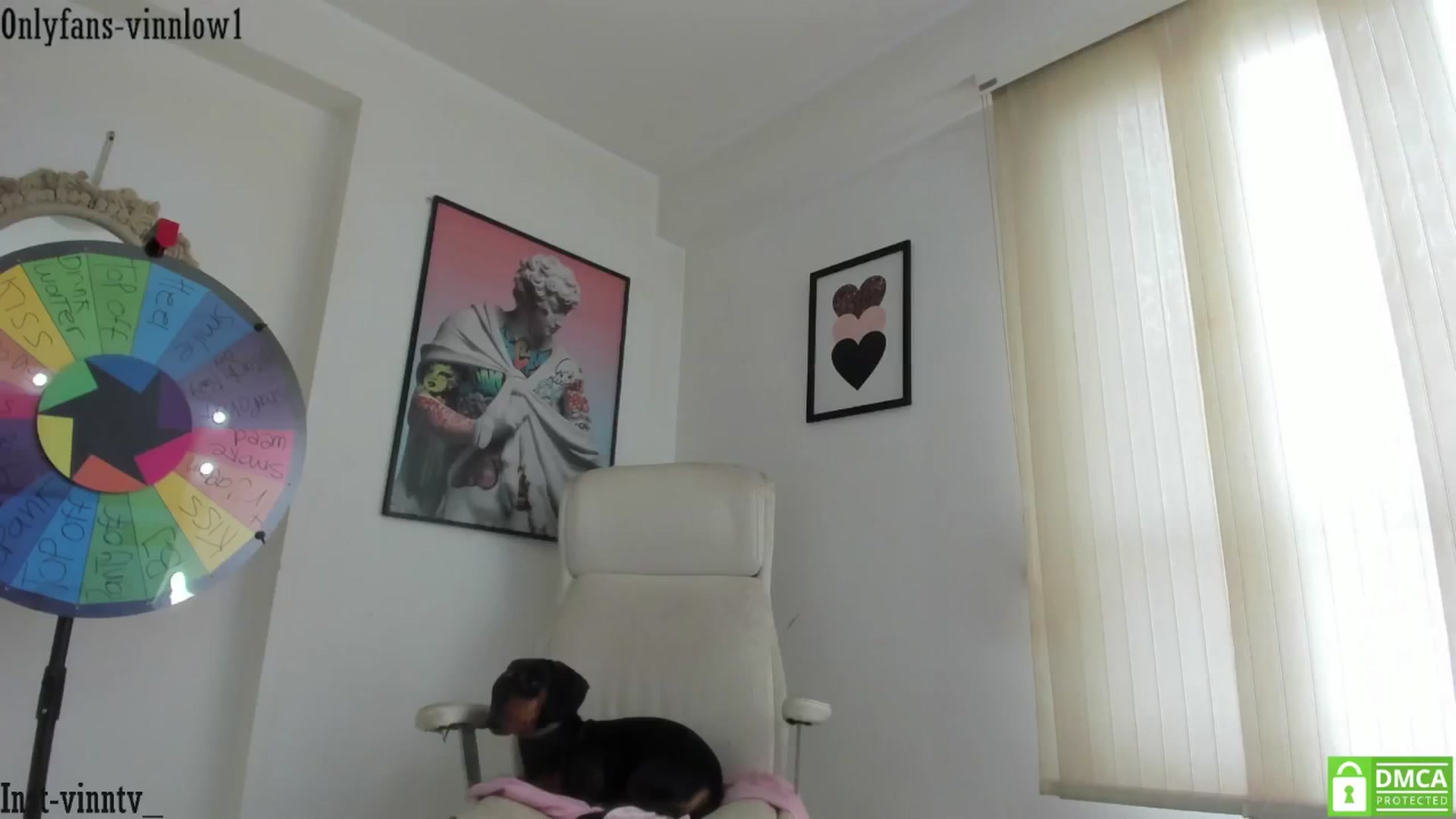 Gallery image thumbnail from Vinnlow's myfreecams stream on, 10/22/2024, 16:10 image 12 of 20