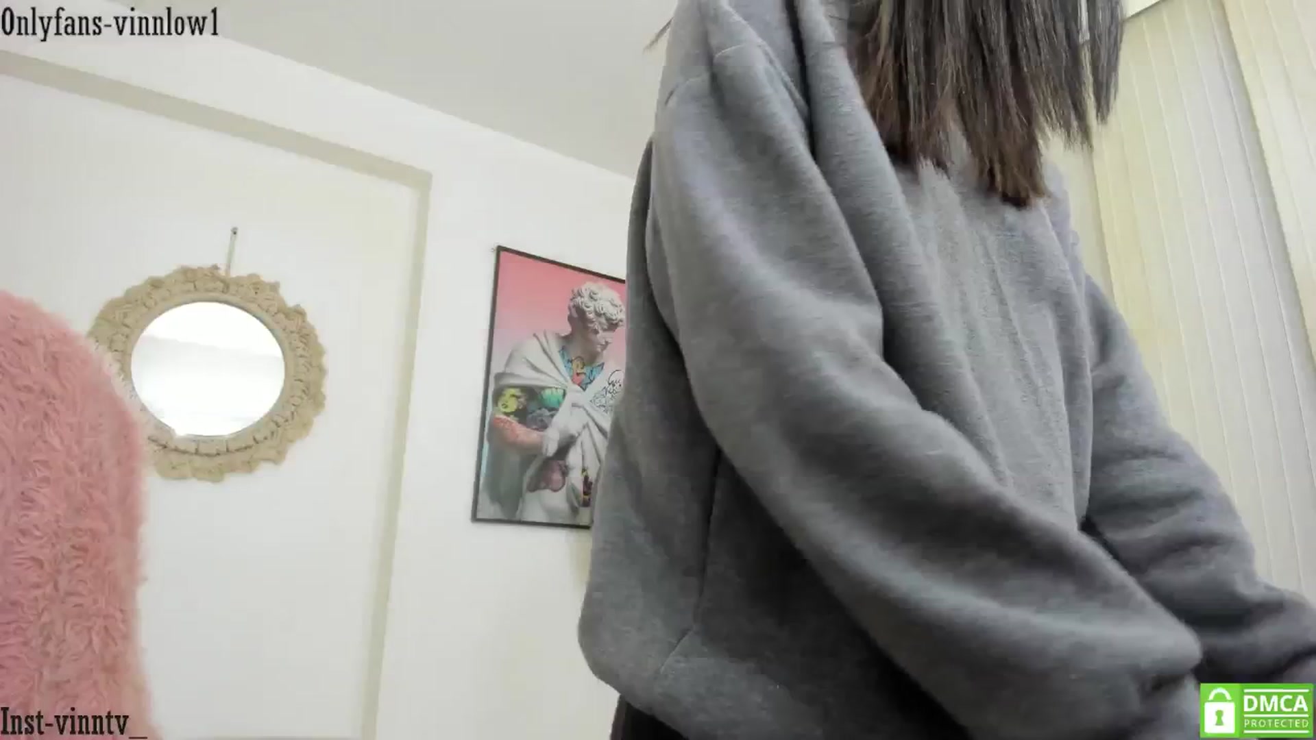 Gallery image thumbnail from Vinnlow's myfreecams stream on, 11/06/2024, 02:44 image 4 of 20