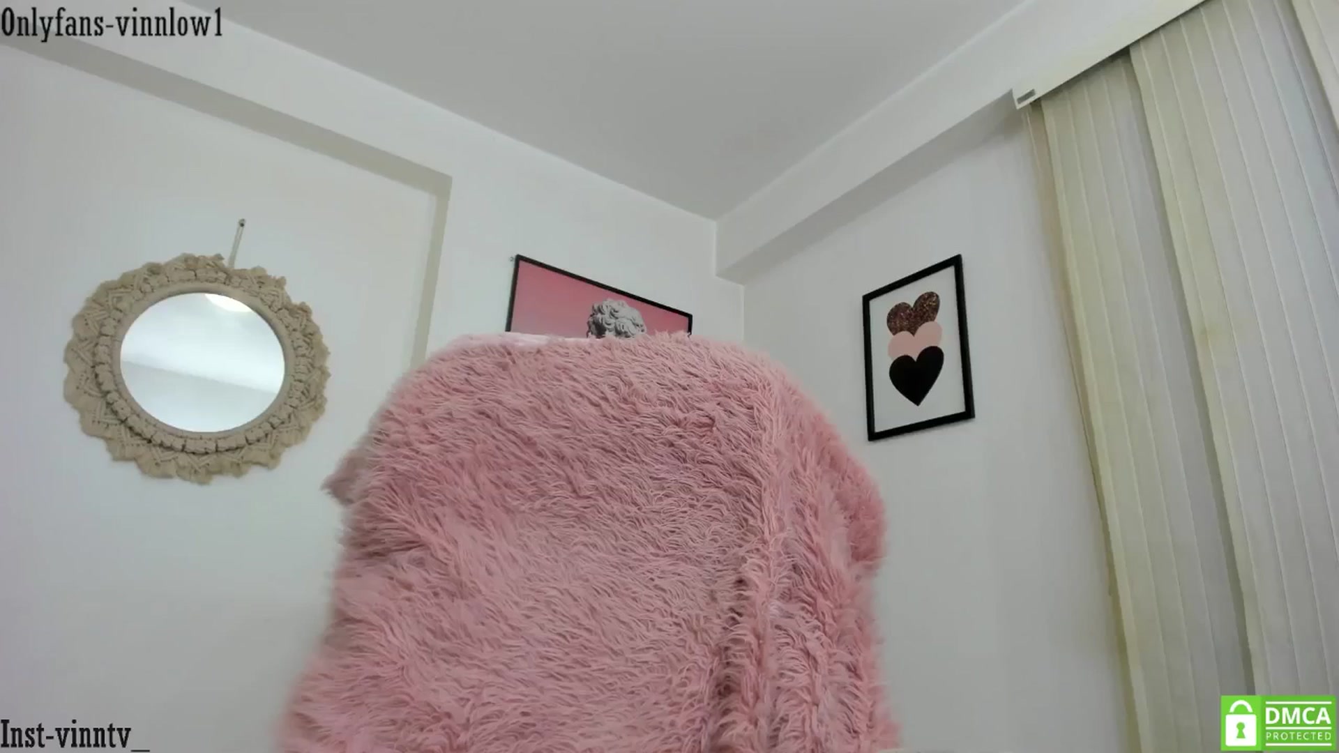 Gallery image thumbnail from Vinnlow's myfreecams stream on, 11/06/2024, 03:31 image 6 of 20