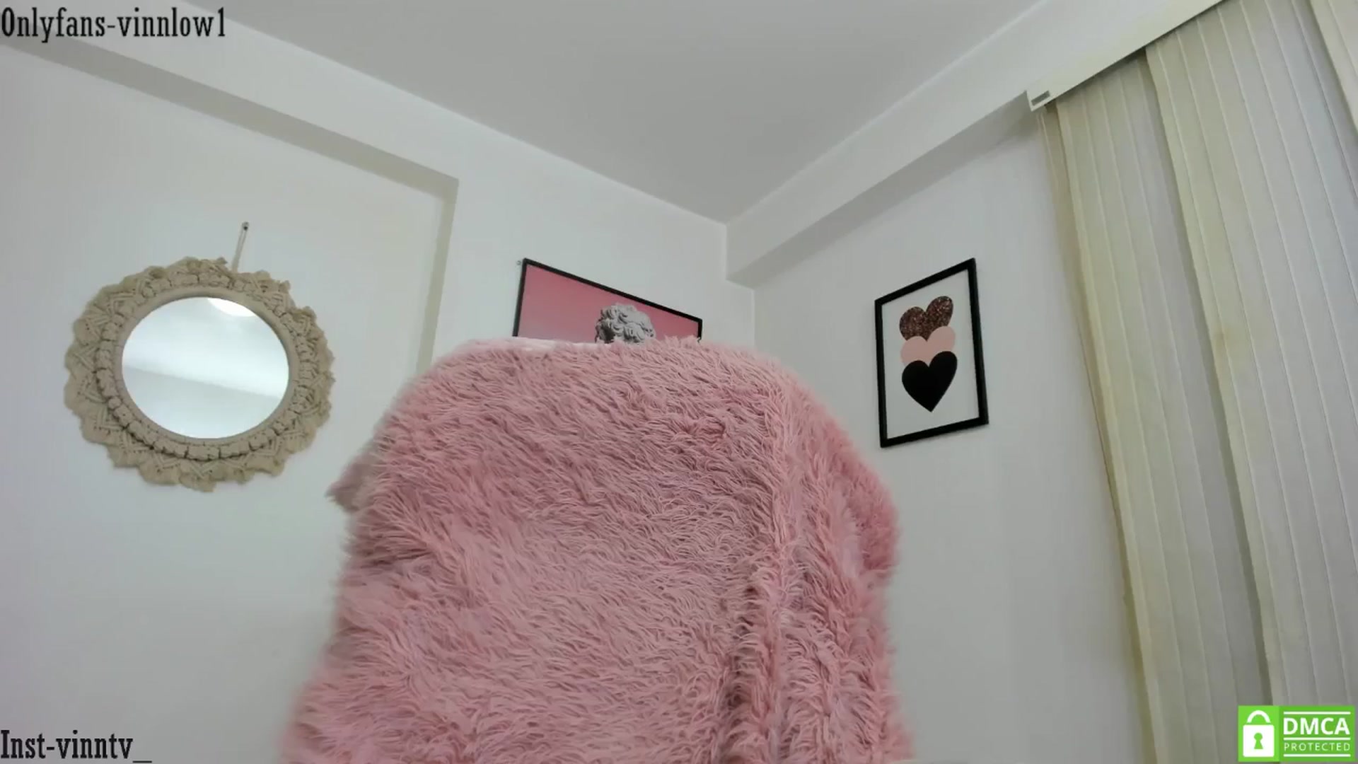 Gallery image thumbnail from Vinnlow's myfreecams stream on, 11/06/2024, 03:31 image 5 of 20