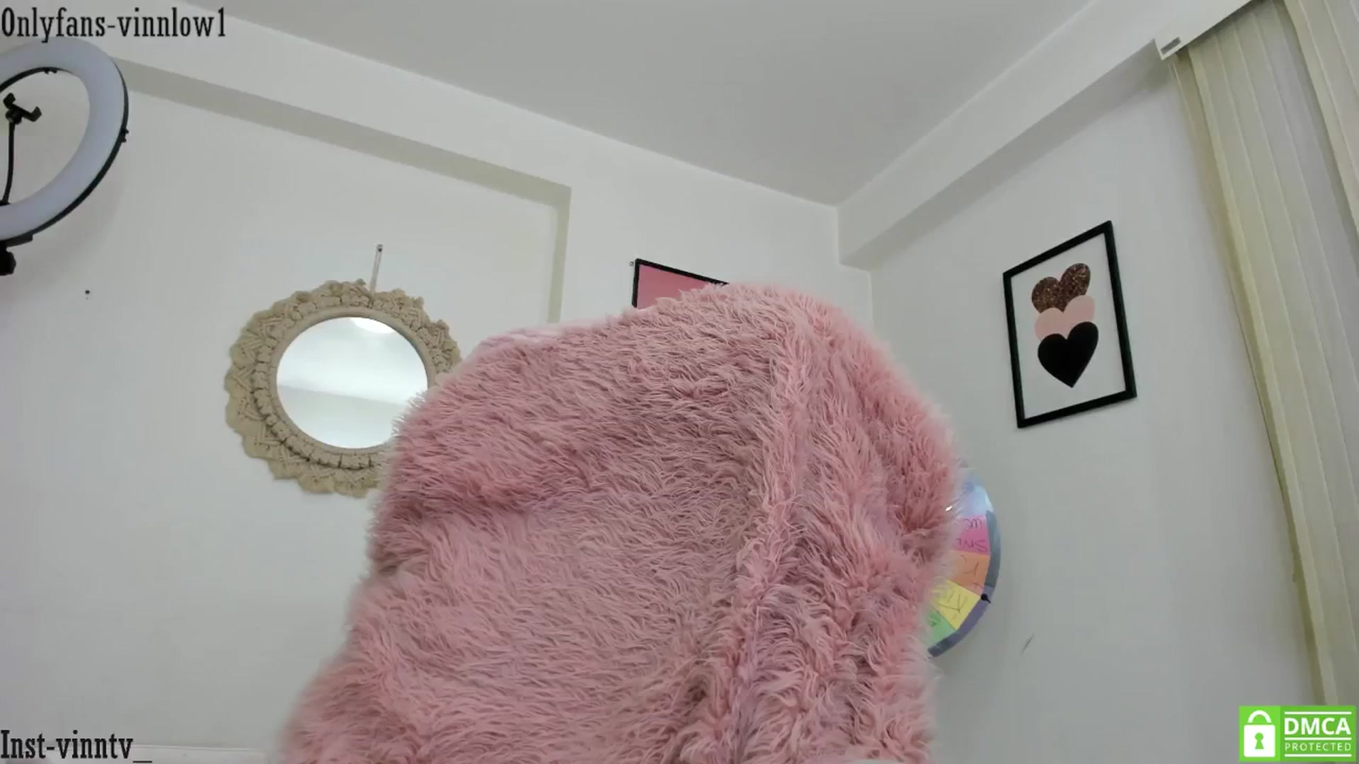 Gallery image thumbnail from Vinnlow's myfreecams stream on, 11/06/2024, 03:31 image 13 of 20