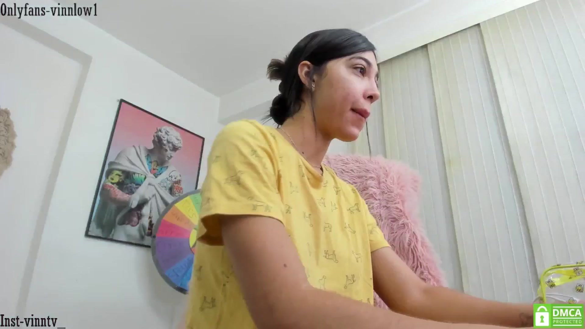 Gallery image thumbnail from Vinnlow's myfreecams stream on, 11/14/2024, 24:00 image 11 of 20