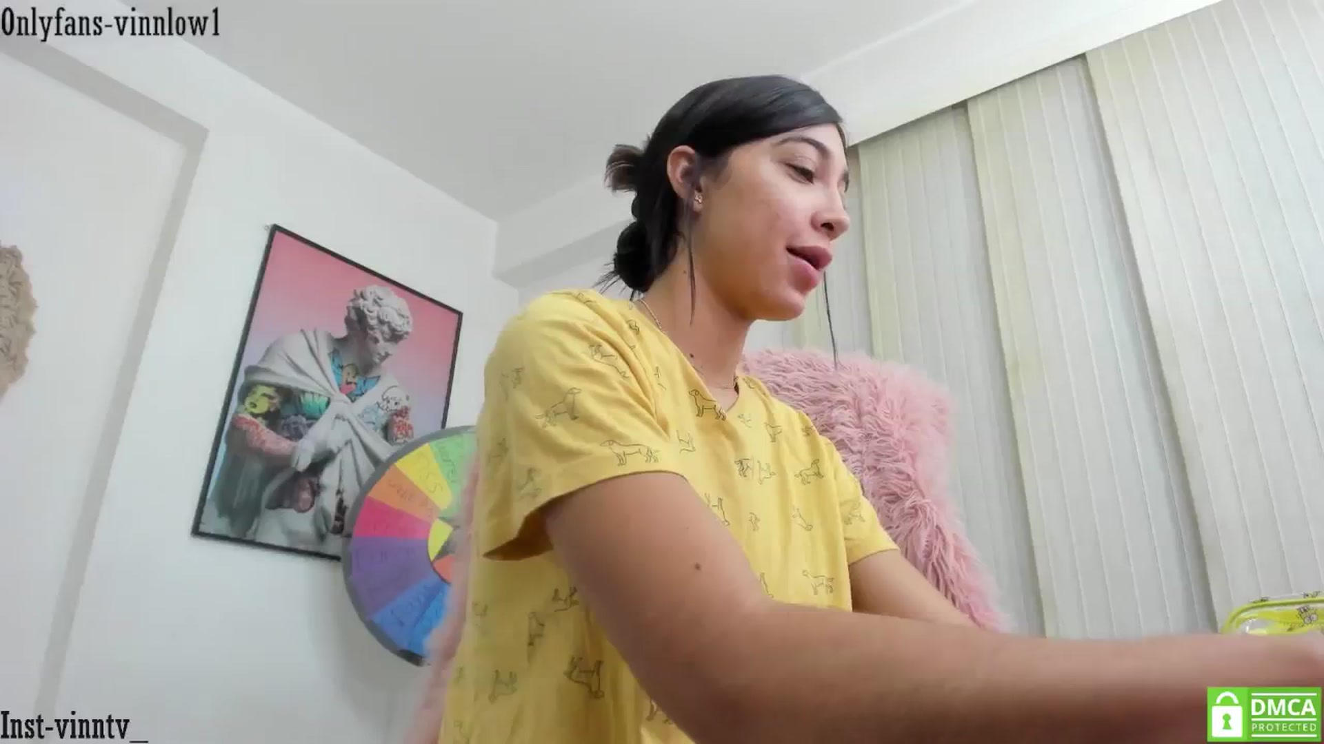 Gallery image thumbnail from Vinnlow's myfreecams stream on, 11/14/2024, 24:00 image 9 of 20