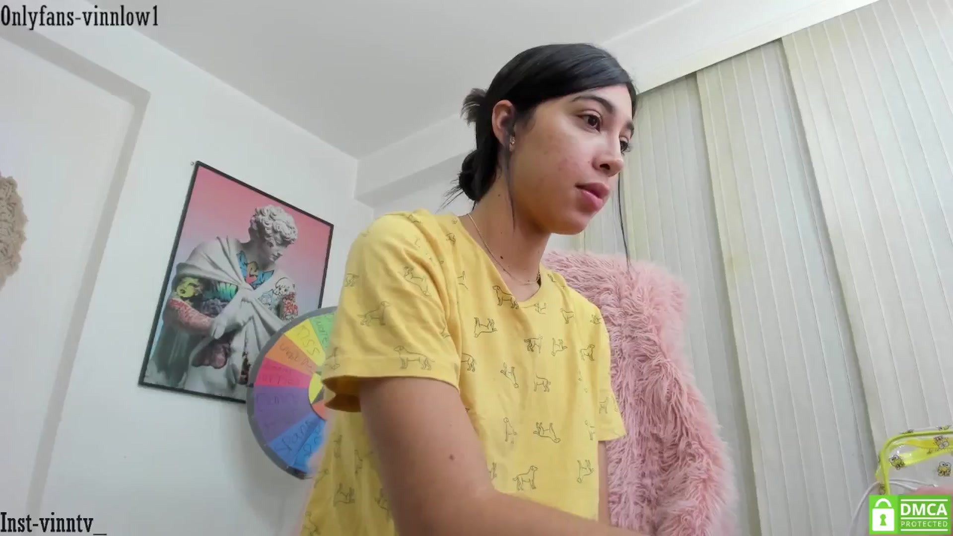 Gallery image thumbnail from Vinnlow's myfreecams stream on, 11/14/2024, 24:00 image 8 of 20