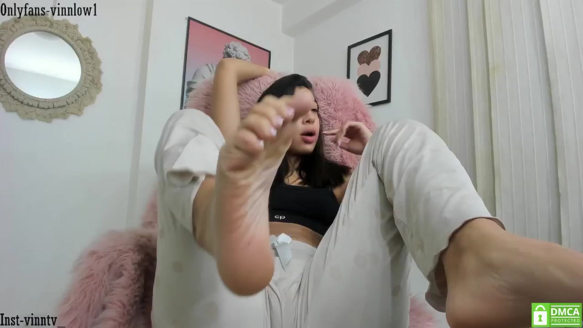 Gallery image thumbnail from Vinnlow's myfreecams stream on, 11/14/2024, 23:13 image 4 of 20
