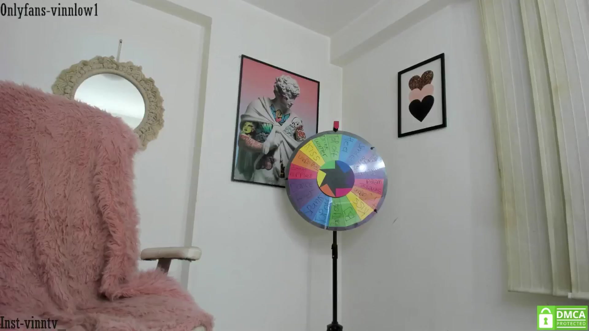 Gallery image thumbnail from Vinnlow's myfreecams stream on, 11/15/2024, 24:38 image 11 of 20