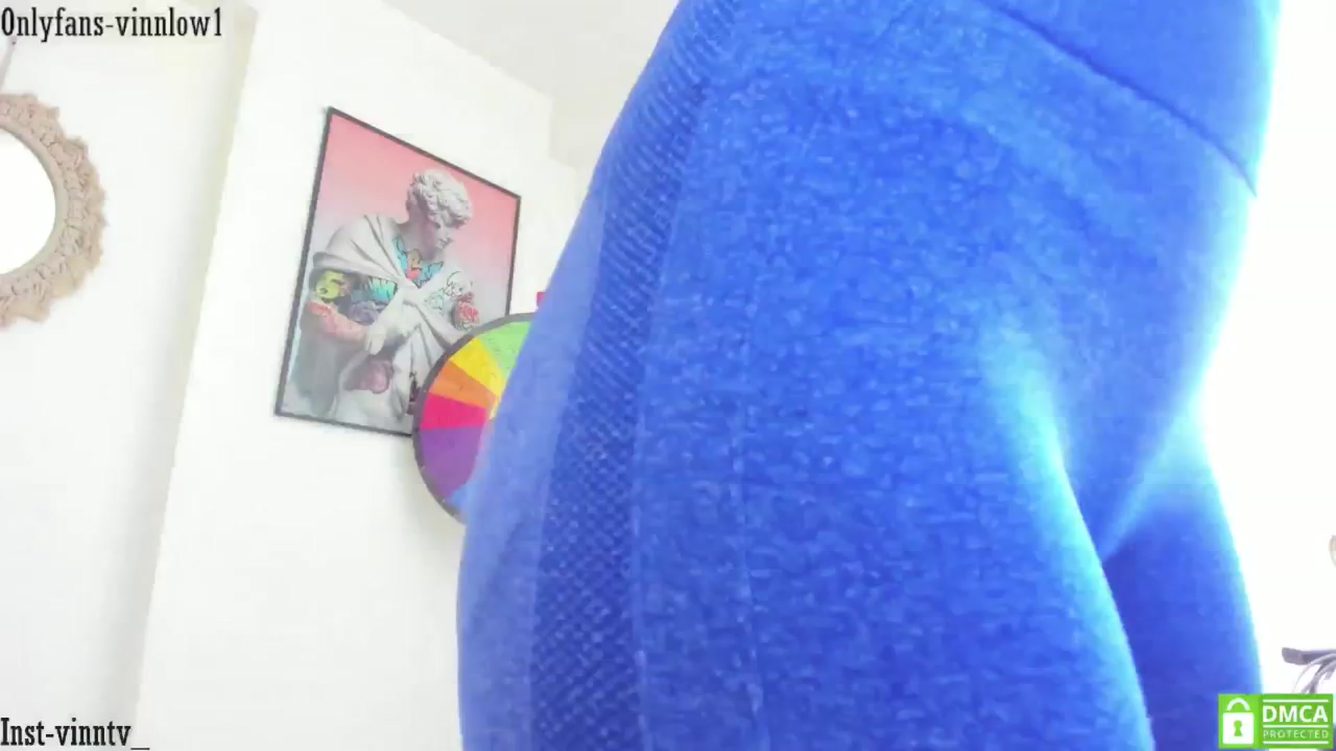 Gallery image thumbnail from Vinnlow's myfreecams stream on, 11/25/2024, 15:40 image 9 of 20