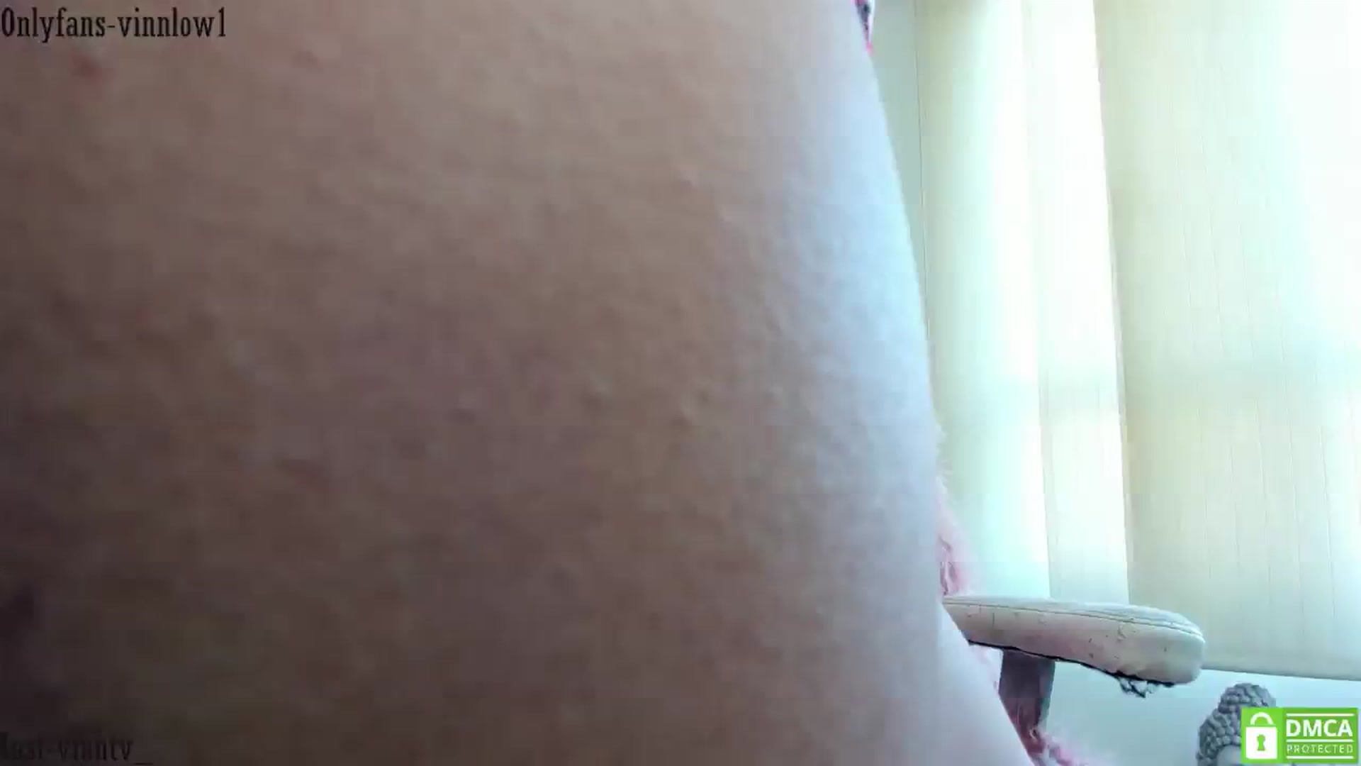 Gallery image thumbnail from Vinnlow's myfreecams stream on, 12/01/2024, 14:37 image 5 of 20