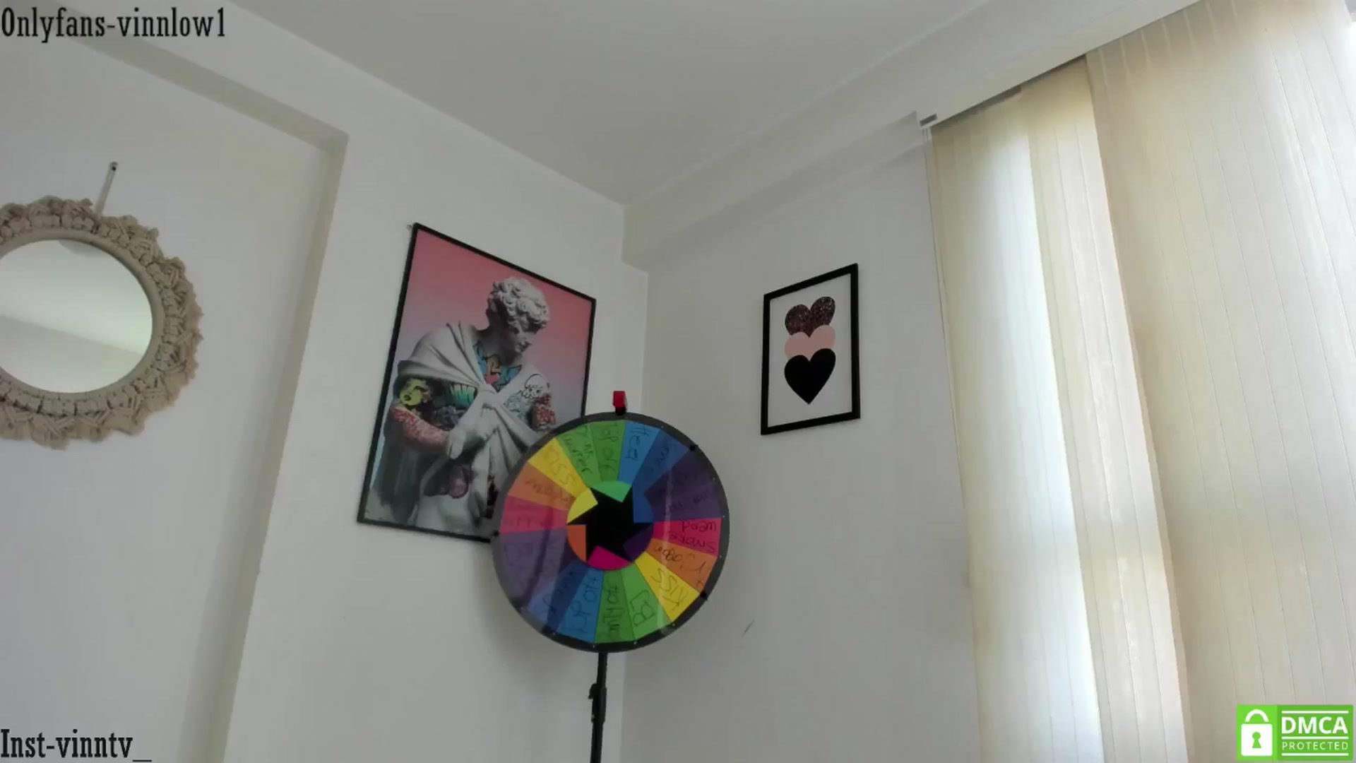 Gallery image thumbnail from Vinnlow's myfreecams stream on, 12/01/2024, 15:40 image 13 of 20
