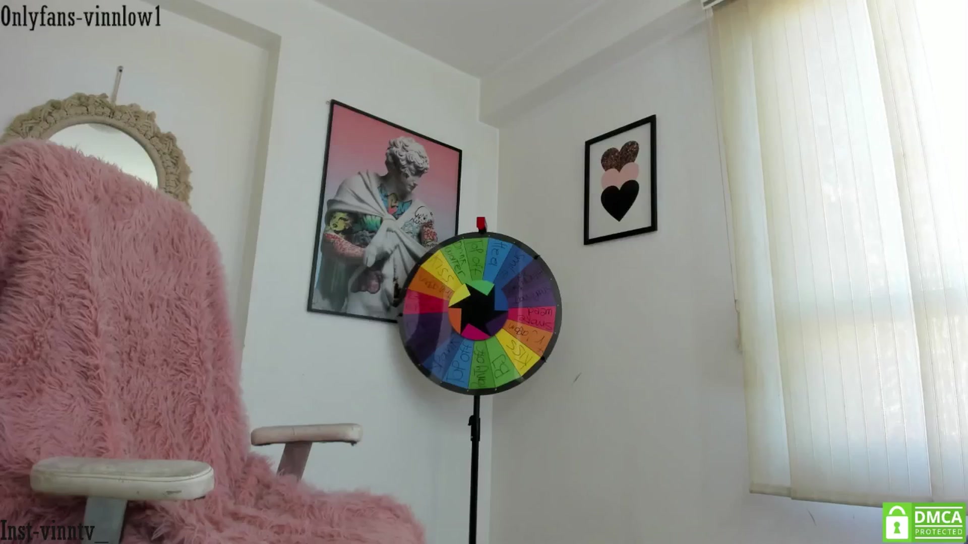 Gallery image thumbnail from Vinnlow's myfreecams stream on, 12/08/2024, 13:34 image 2 of 20