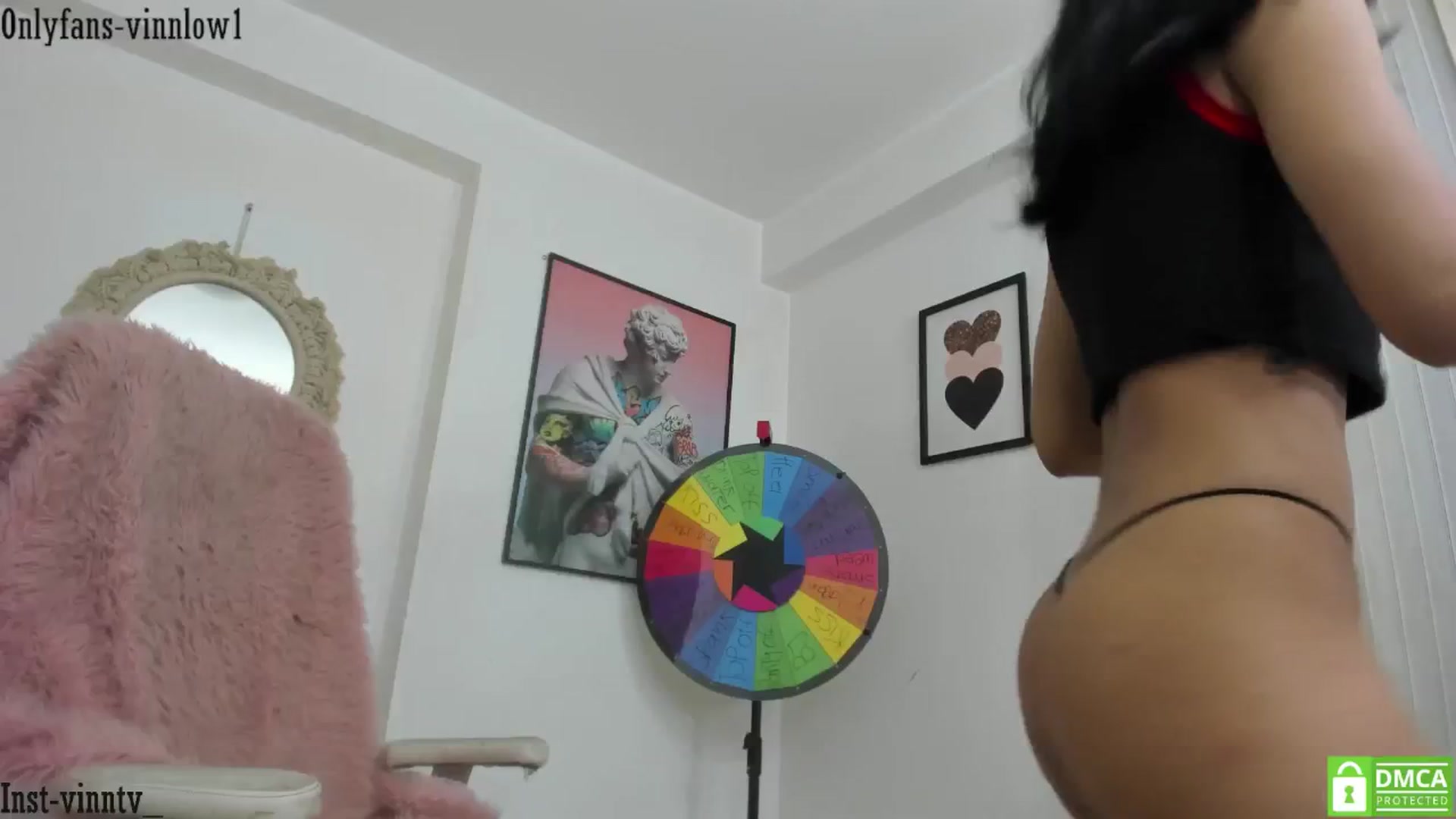 Gallery image thumbnail from Vinnlow's myfreecams stream on, 01/02/2025, 06:51 image 11 of 20