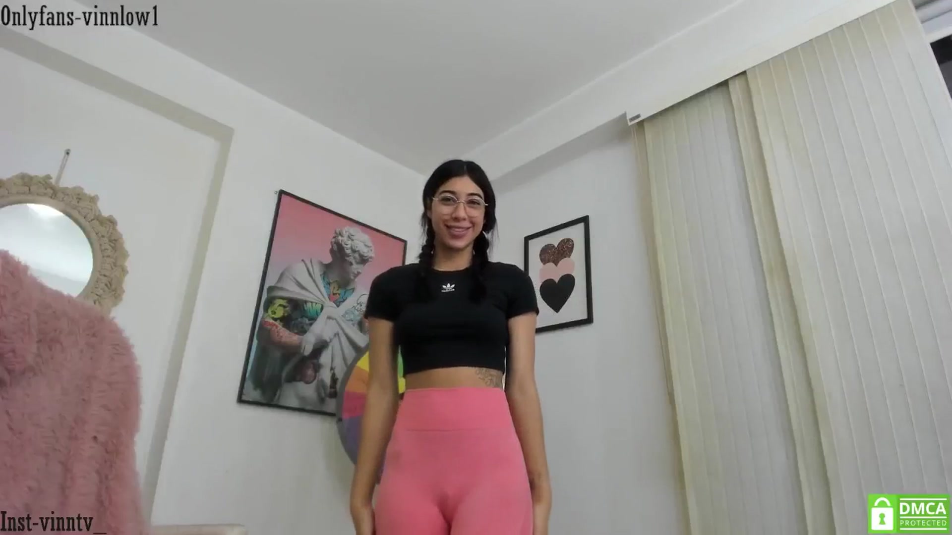 Gallery image thumbnail from Vinnlow's myfreecams stream on, 02/02/2025, 04:35 image 13 of 20