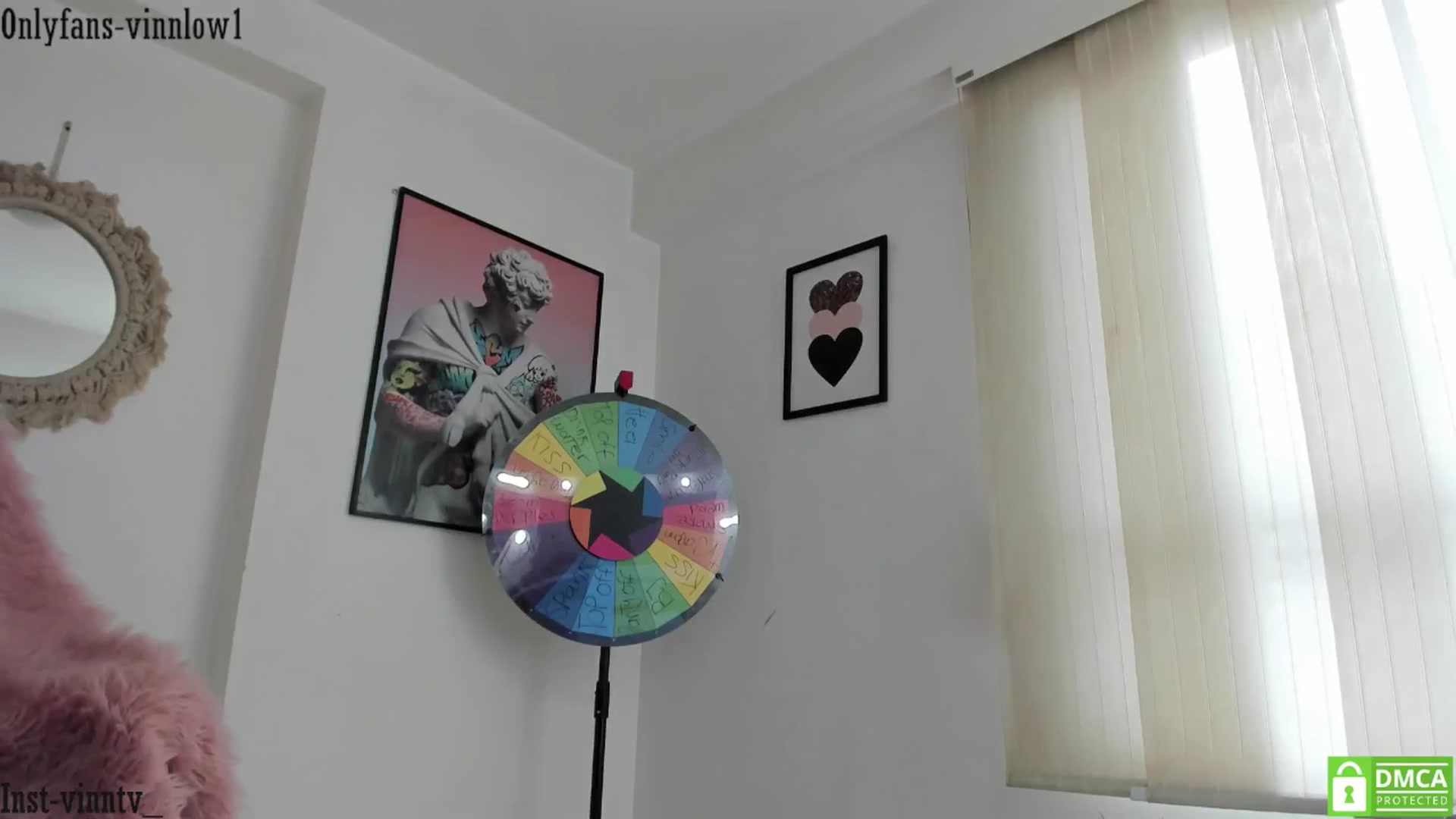 Gallery image thumbnail from Vinnlow's myfreecams stream on, 02/18/2025, 19:07 image 10 of 20