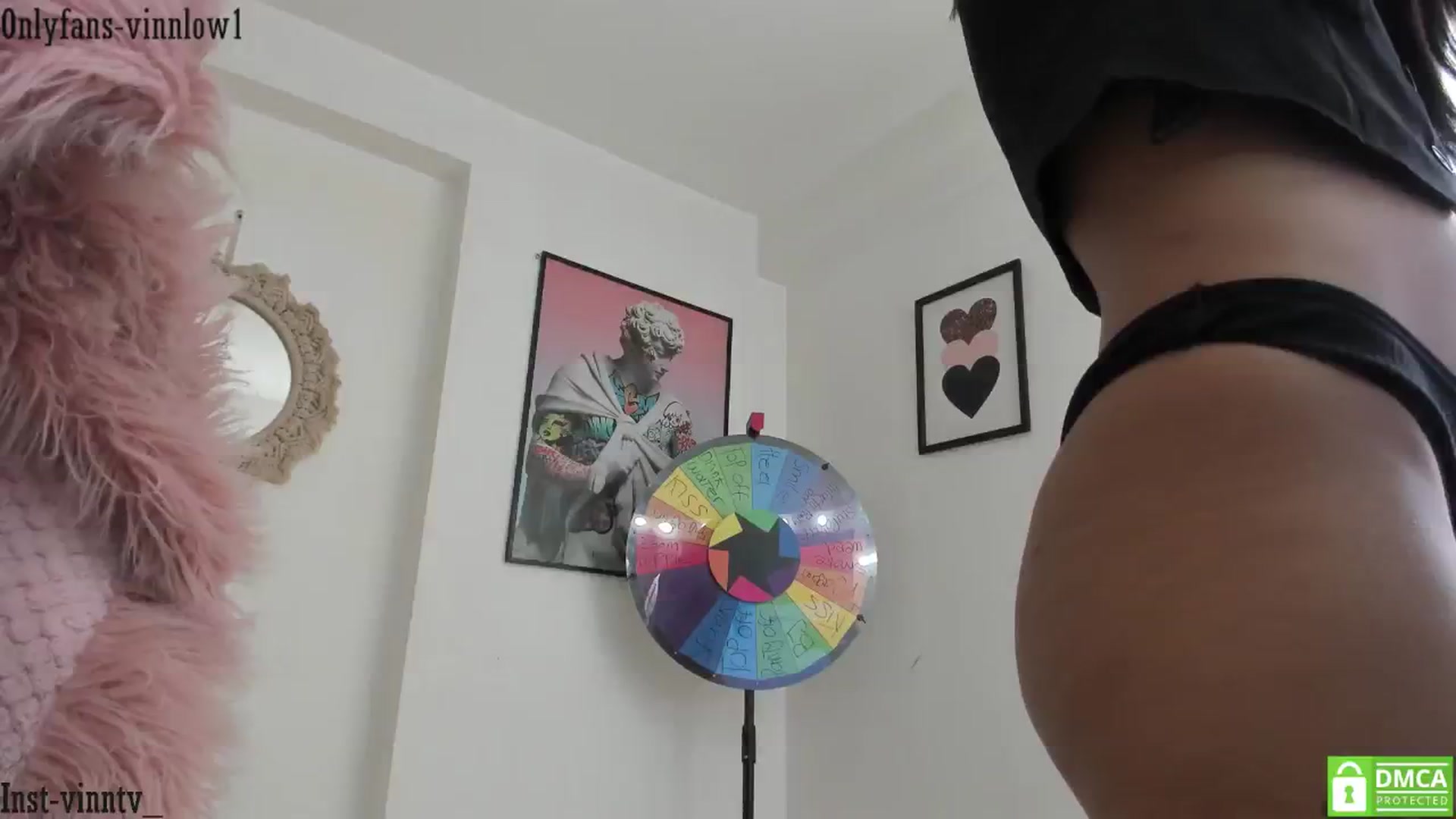Gallery image thumbnail from Vinnlow's myfreecams stream on, 03/05/2025, 21:19 image 8 of 20