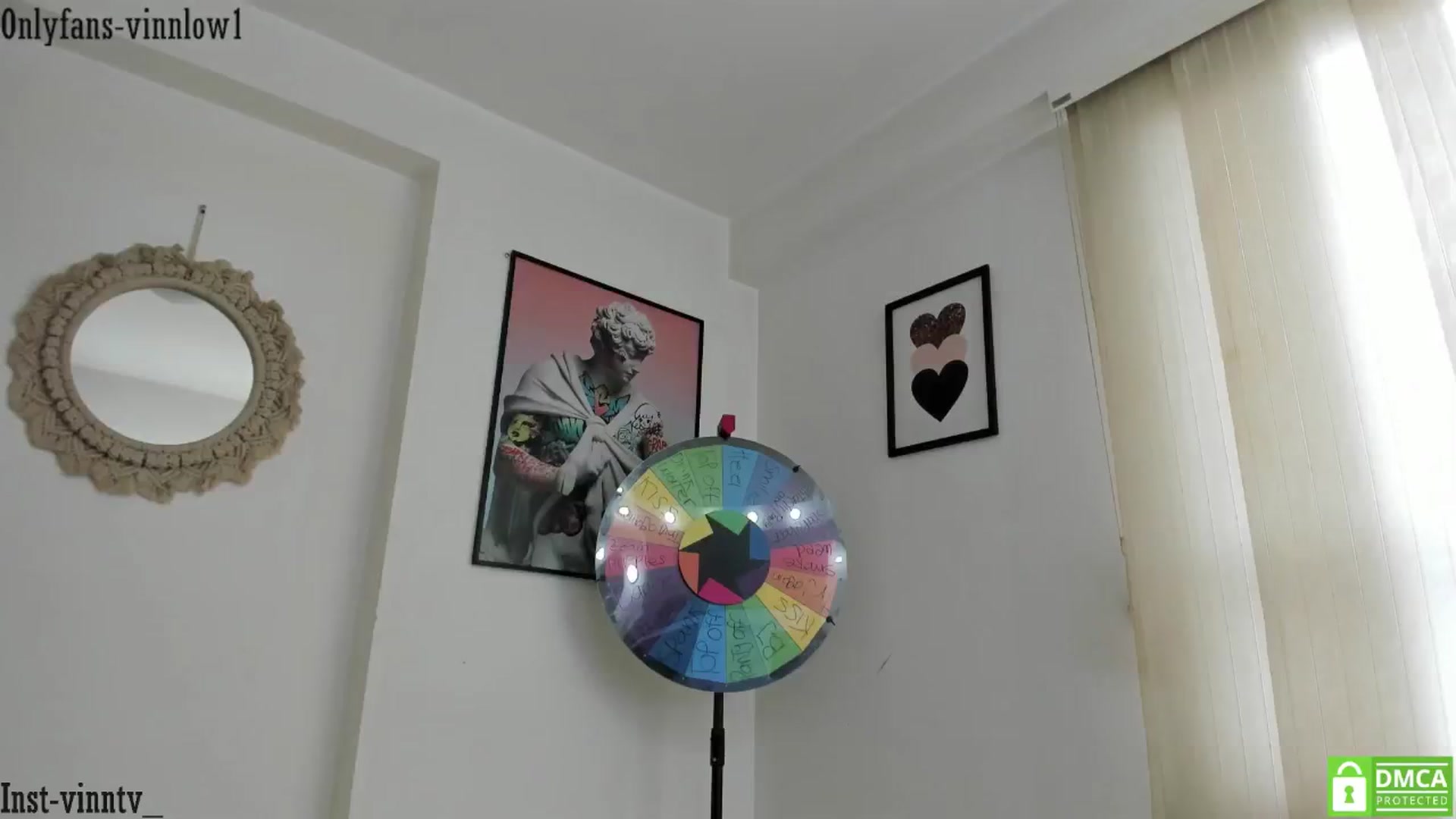 Gallery image thumbnail from Vinnlow's myfreecams stream on, 03/07/2025, 21:31 image 11 of 20