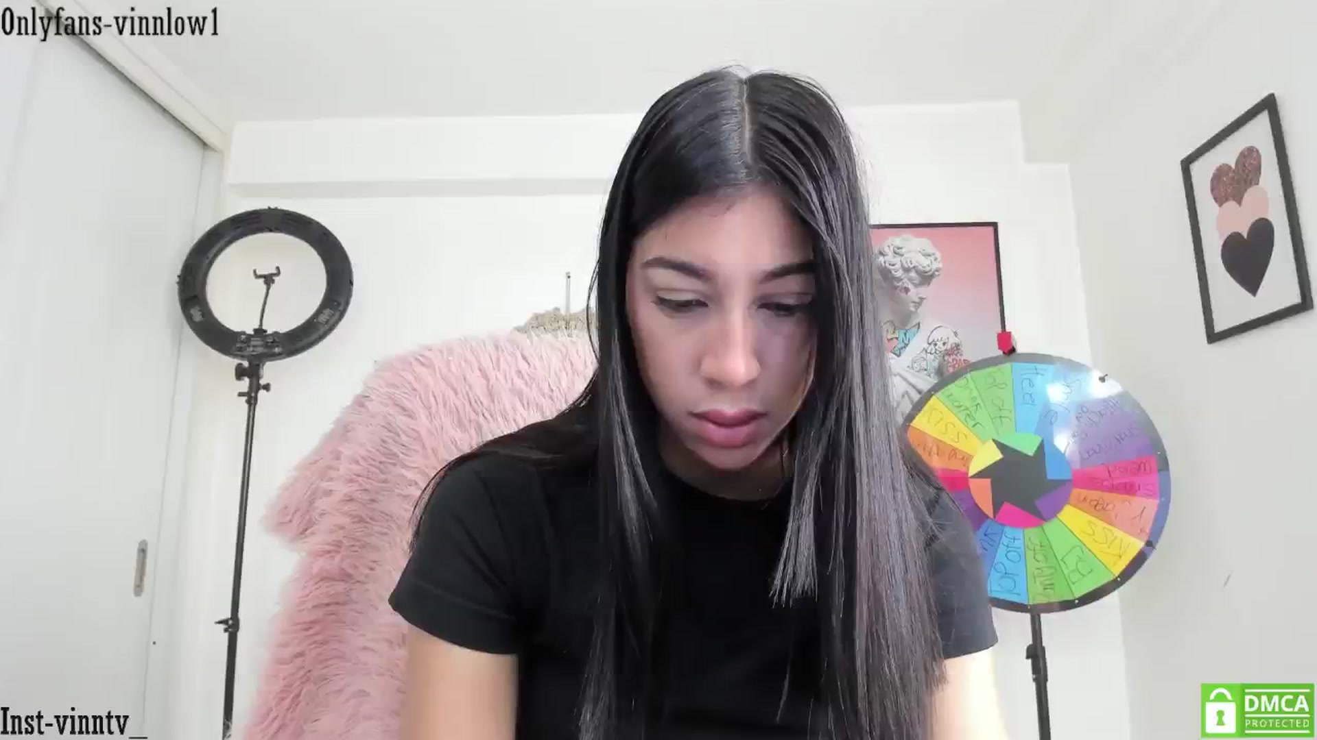 Gallery image thumbnail from Vinnlow's myfreecams stream on, 03/11/2025, 18:13 image 1 of 20