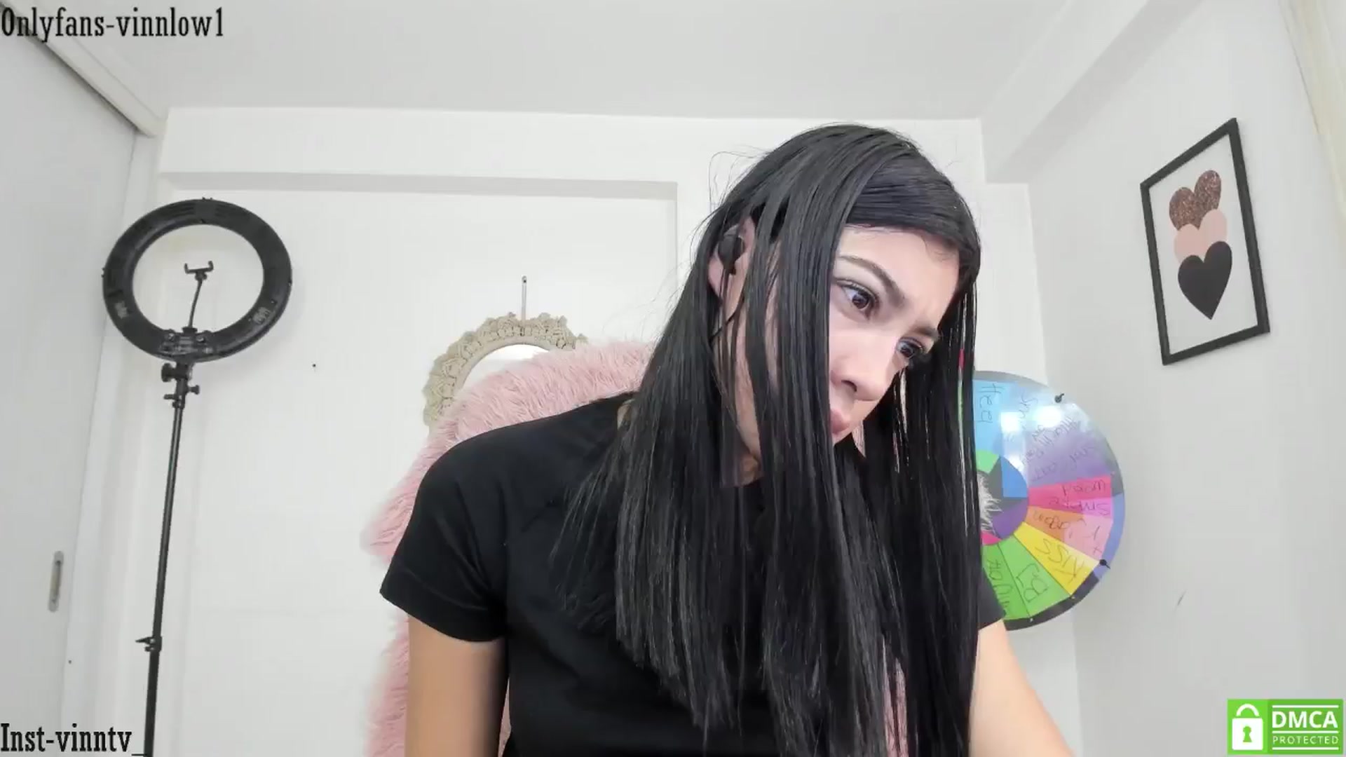 Gallery image thumbnail from Vinnlow's myfreecams stream on, 03/11/2025, 21:29 image 2 of 20