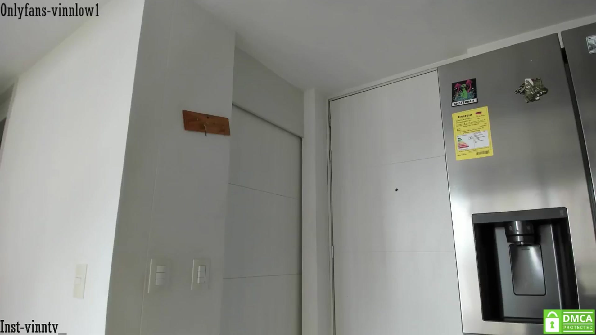 Gallery image thumbnail from Vinnlow's myfreecams stream on, 03/22/2025, 17:02 image 19 of 20