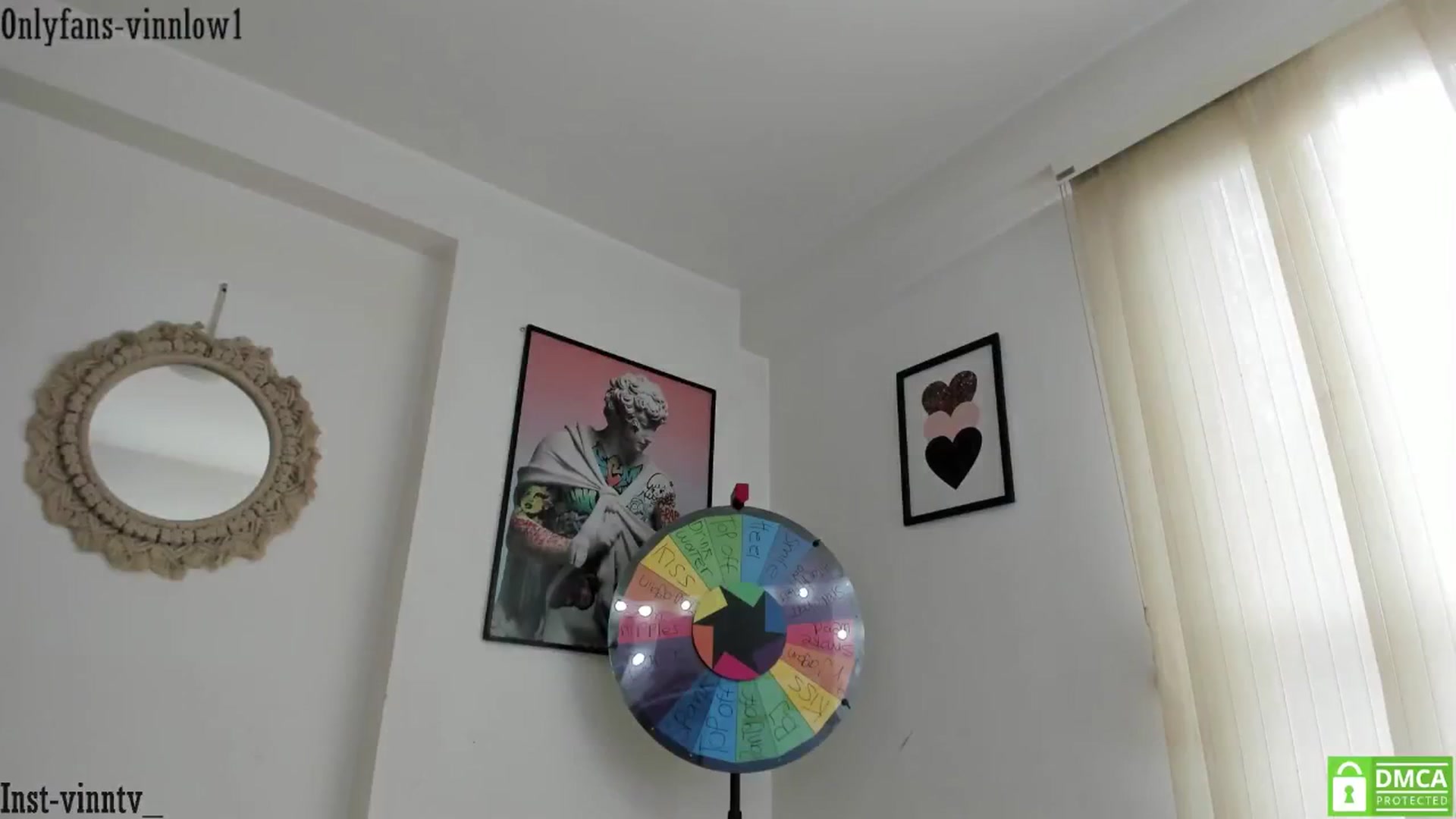 Gallery image thumbnail from Vinnlow's myfreecams stream on, 03/28/2025, 16:31 image 9 of 20