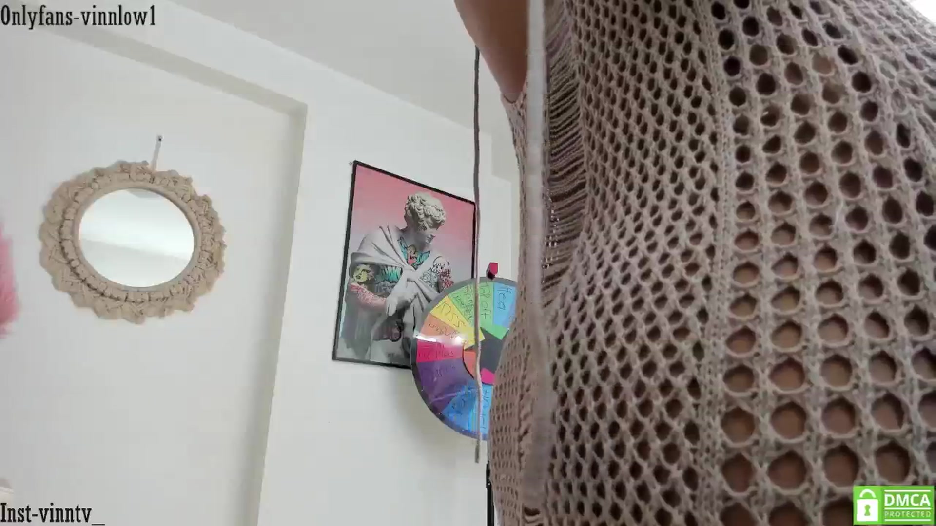 Gallery image thumbnail from Vinnlow's myfreecams stream on, 03/28/2025, 16:51 image 14 of 20