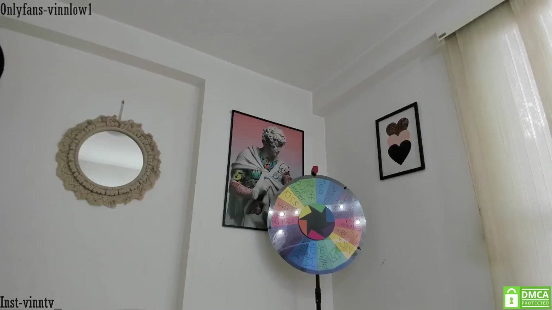 Gallery image thumbnail from Vinnlow's myfreecams stream on, 03/28/2025, 18:09 image 9 of 20