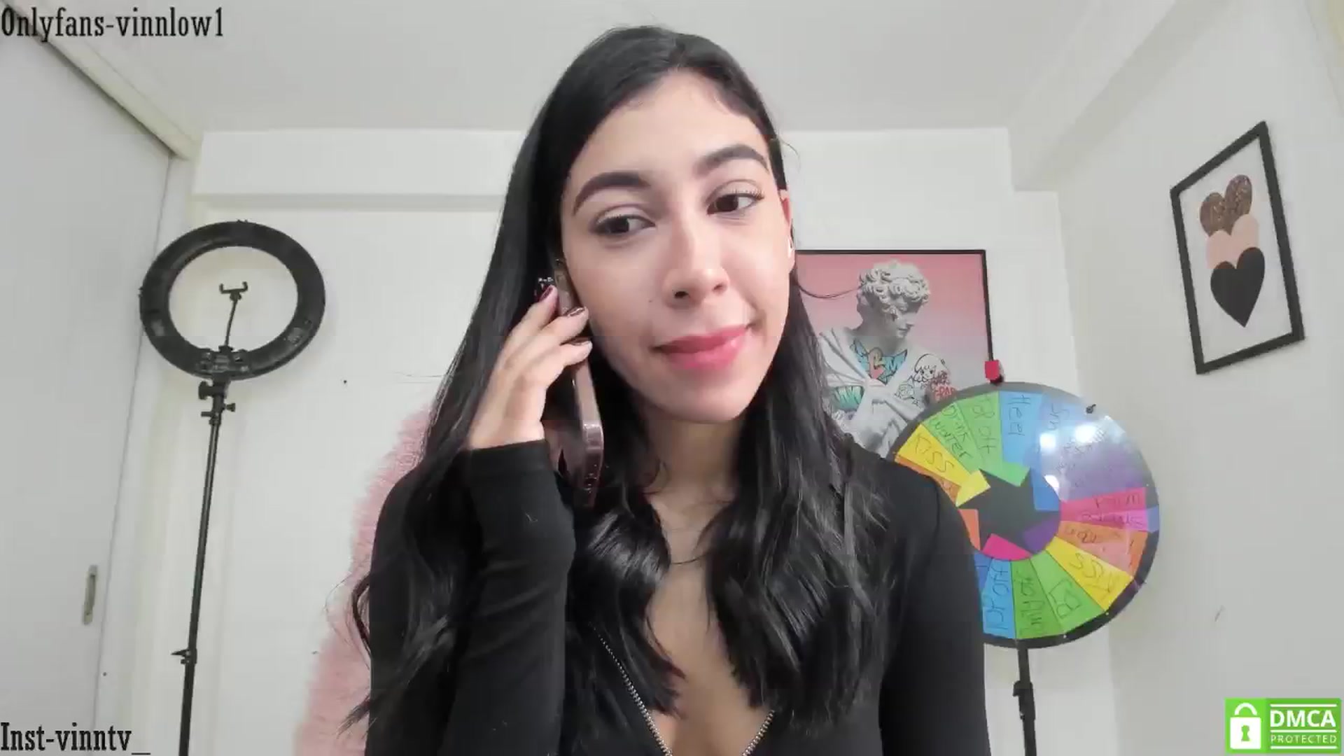 Gallery image thumbnail from Vinnlow's myfreecams stream on, 03/28/2025, 18:09 image 16 of 20