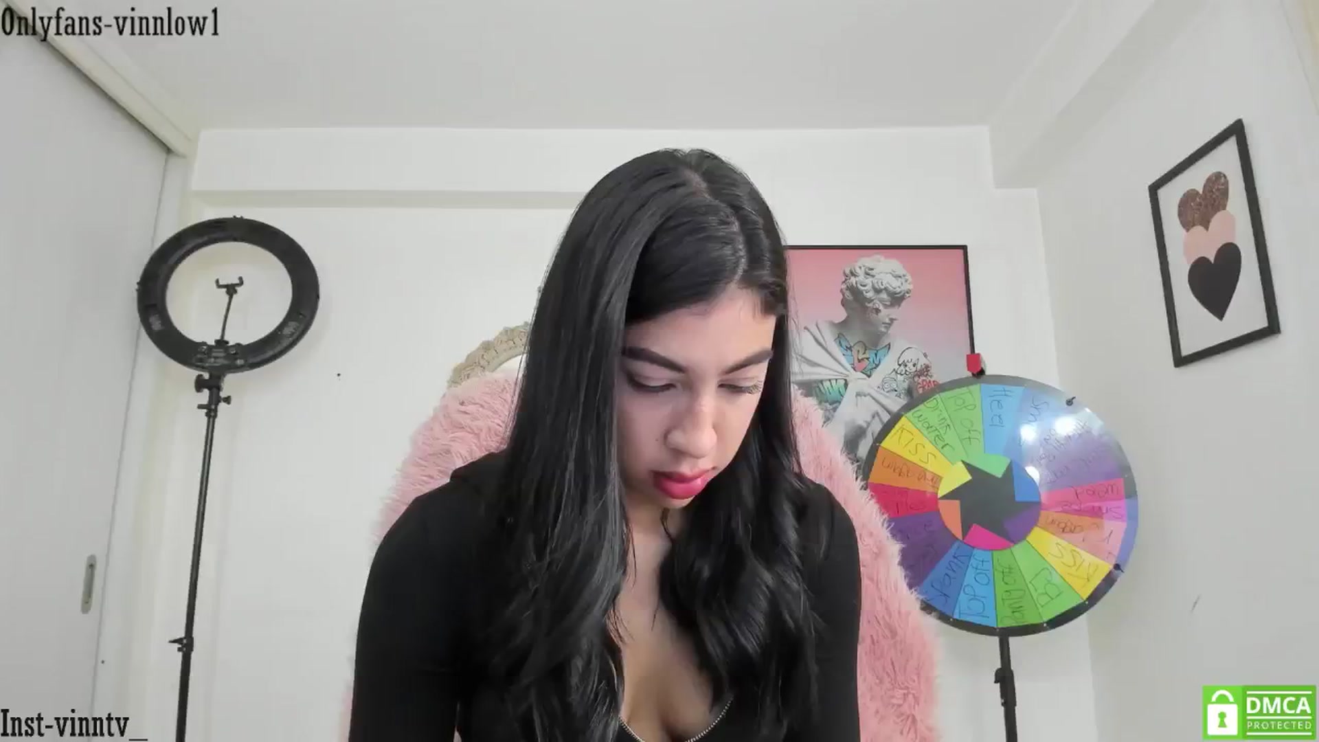 Gallery image thumbnail from Vinnlow's myfreecams stream on, 03/28/2025, 18:09 image 19 of 20