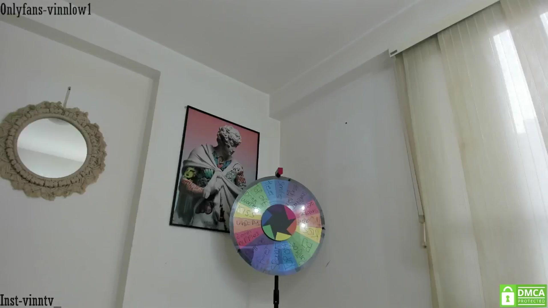 Gallery image thumbnail from Vinnlow's myfreecams stream on, 04/02/2025, 22:12 image 17 of 20