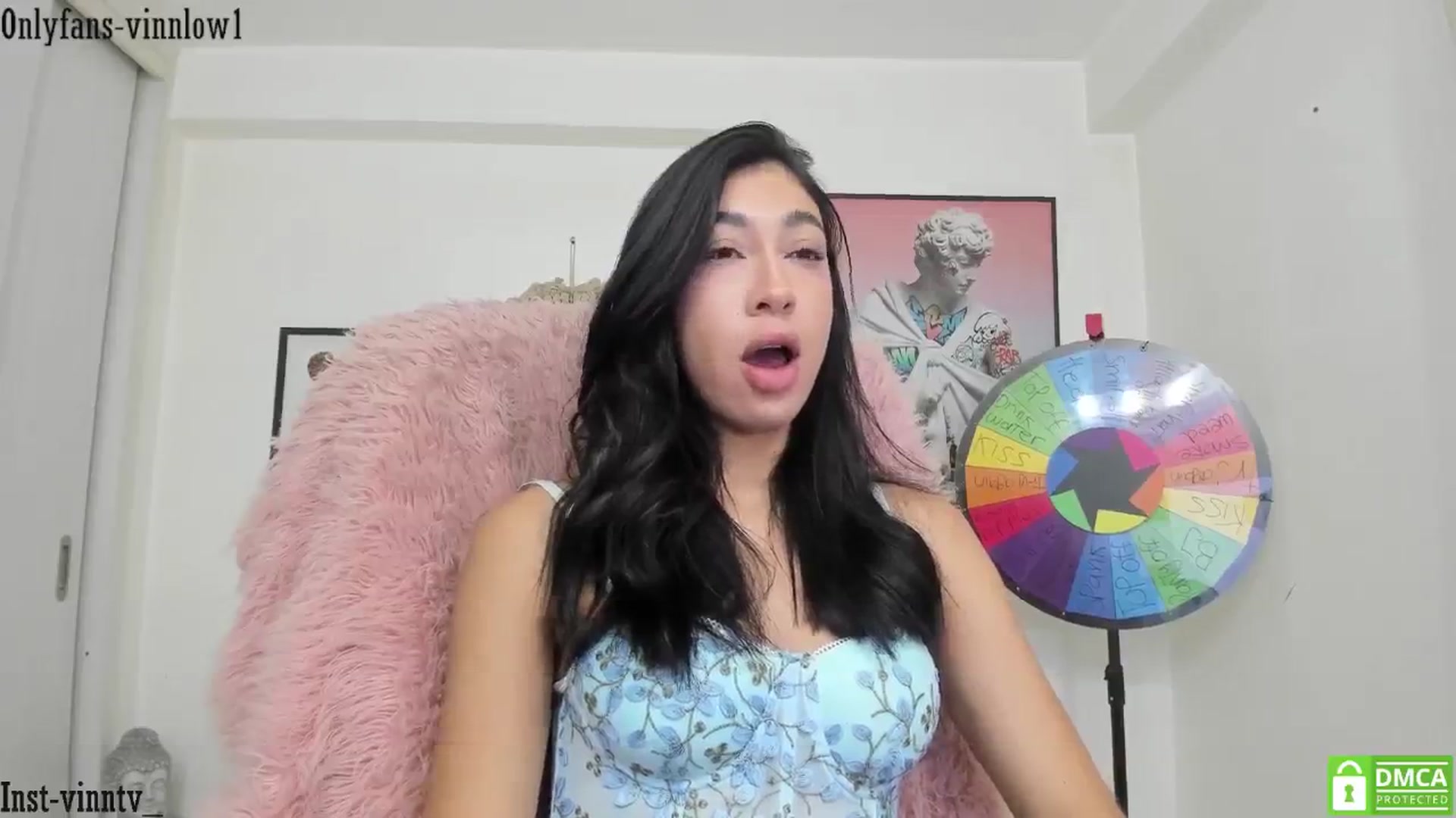 Gallery image thumbnail from Vinnlow's myfreecams stream on, 04/02/2025, 23:12 image 11 of 20
