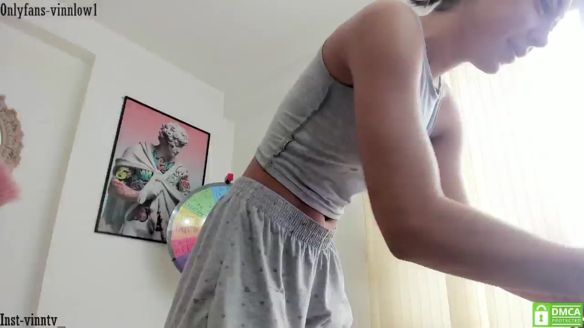 Gallery image thumbnail from Vinnlow's myfreecams stream on, 04/03/2025, 13:03 image 13 of 20