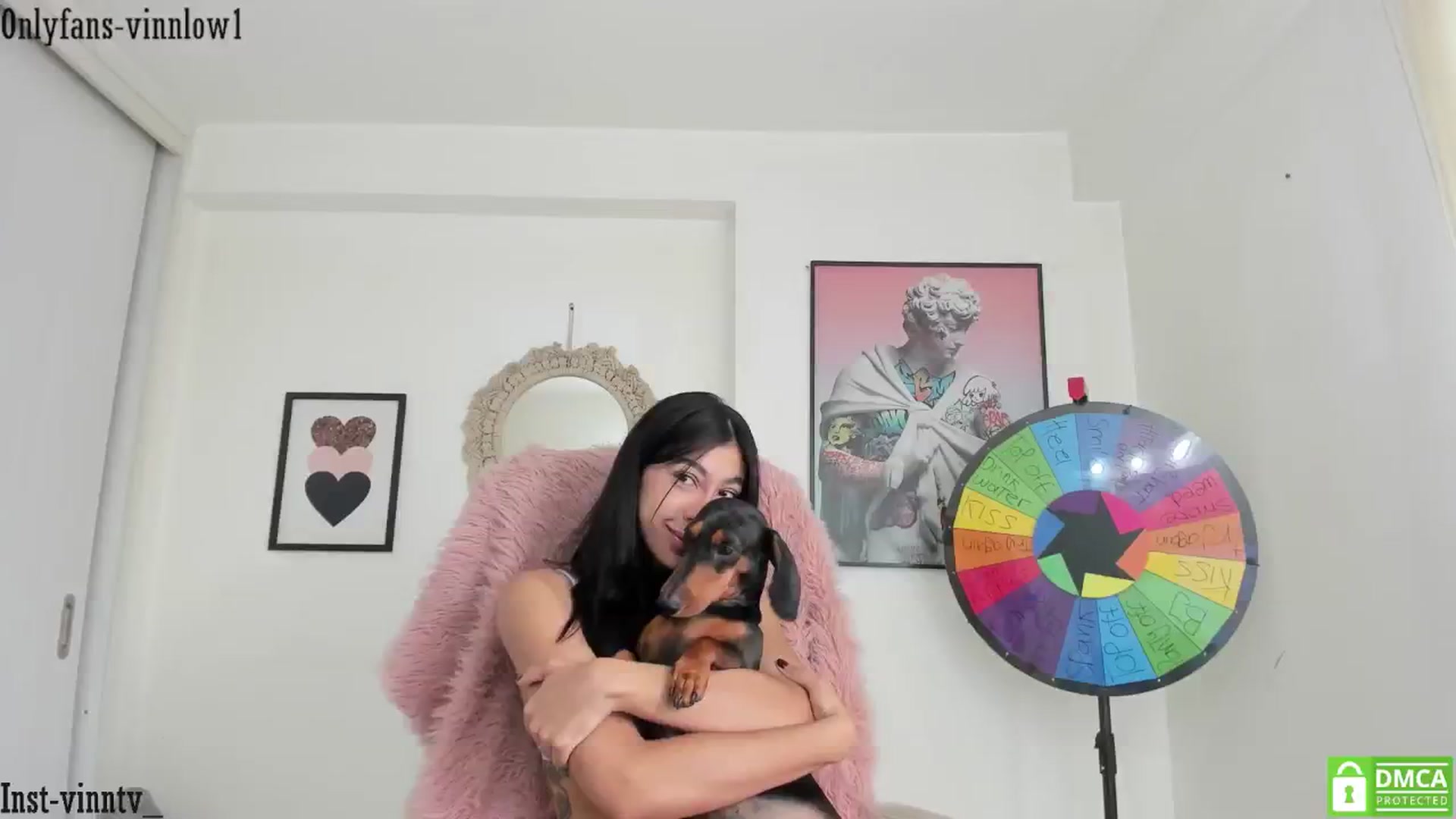Gallery image thumbnail from Vinnlow's myfreecams stream on, 04/03/2025, 15:43 image 5 of 20