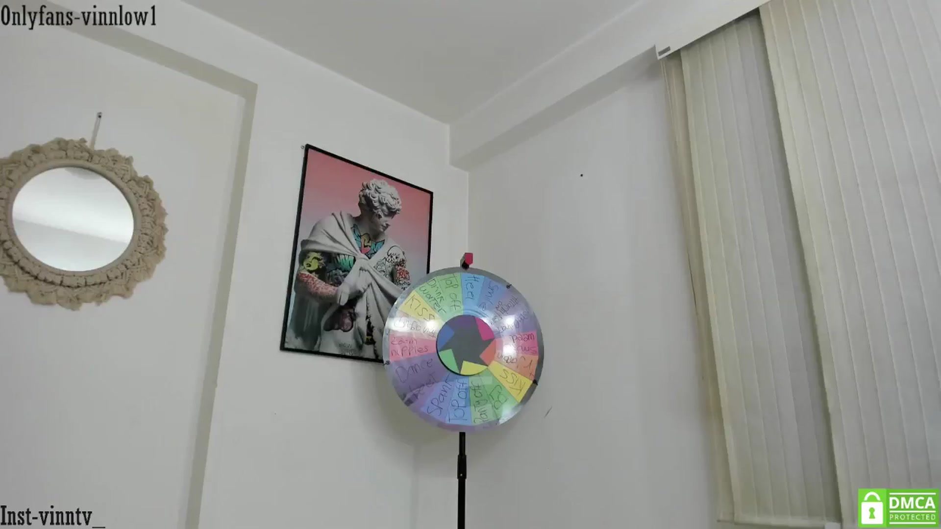 Gallery image thumbnail from Vinnlow's myfreecams stream on, 04/07/2025, 24:29 image 18 of 20