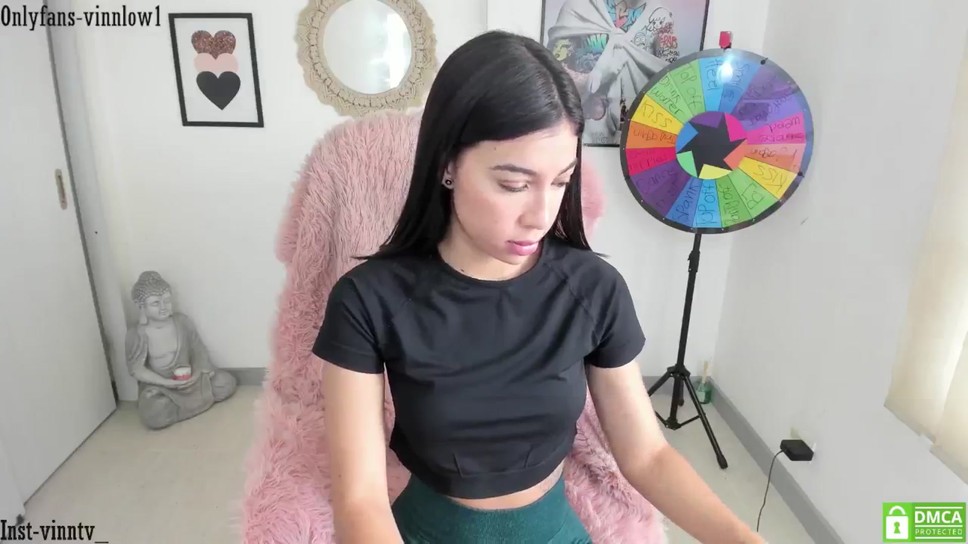 Gallery image thumbnail from Vinnlow's myfreecams stream on, 05/01/2025, 16:05 image 10 of 20