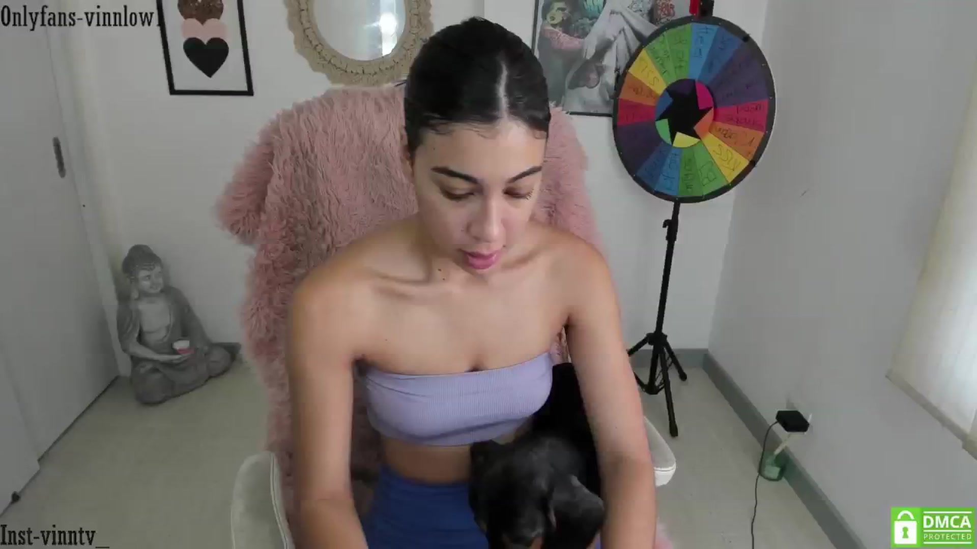 Gallery image thumbnail from Vinnlow's myfreecams stream on, 05/14/2025, 20:04 image 8 of 20