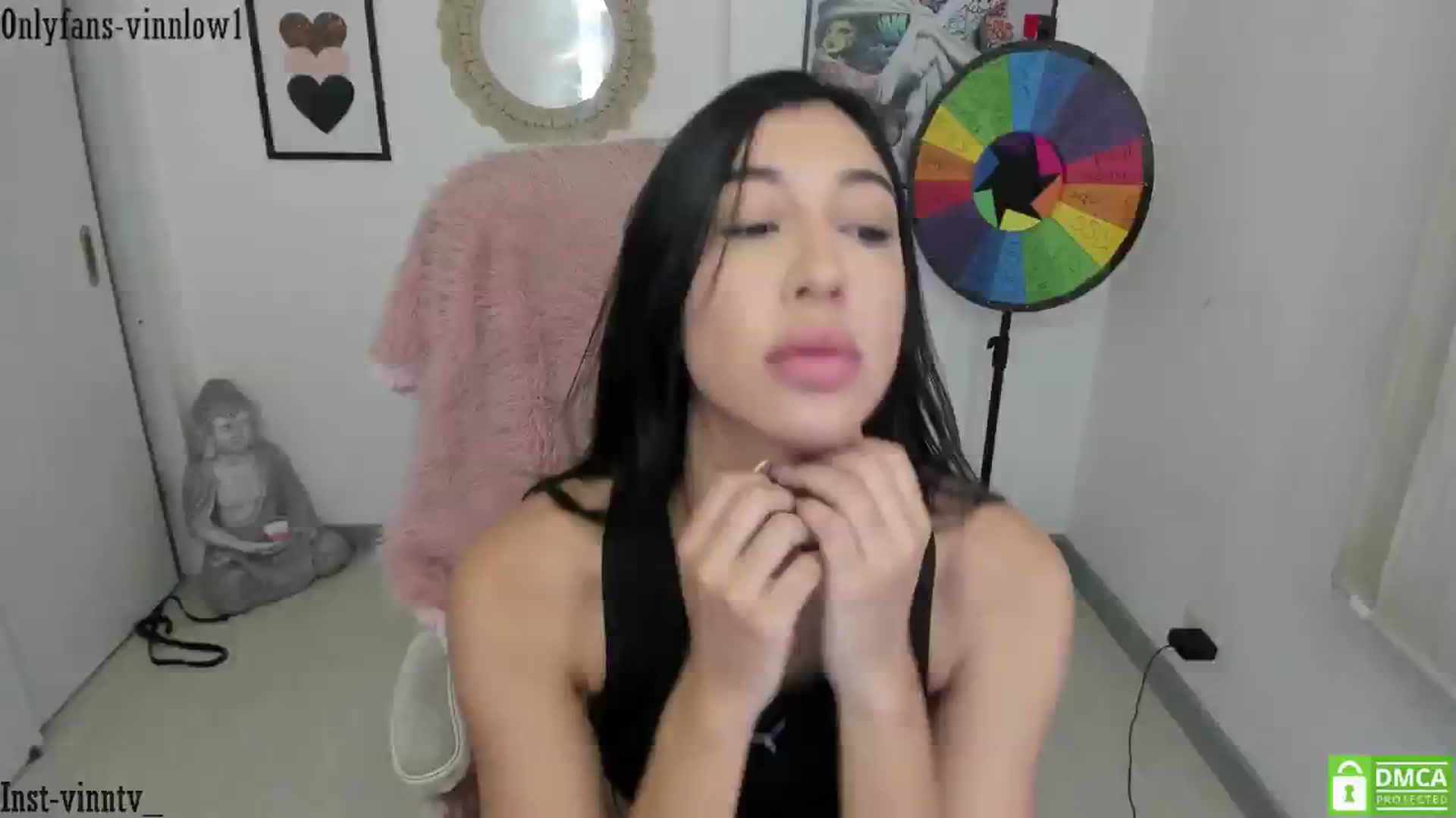 Gallery image thumbnail from Vinnlow's myfreecams stream on, 05/28/2025, 23:16 image 3 of 20