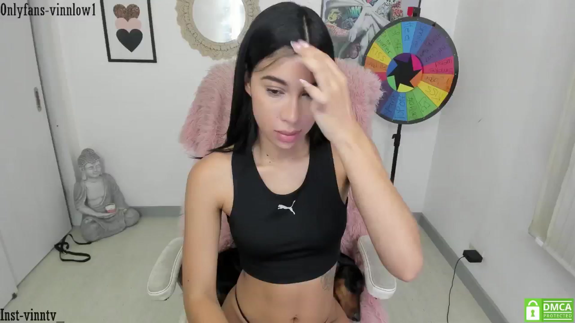 Gallery image thumbnail from Vinnlow's myfreecams stream on, 05/28/2025, 23:16 image 17 of 20