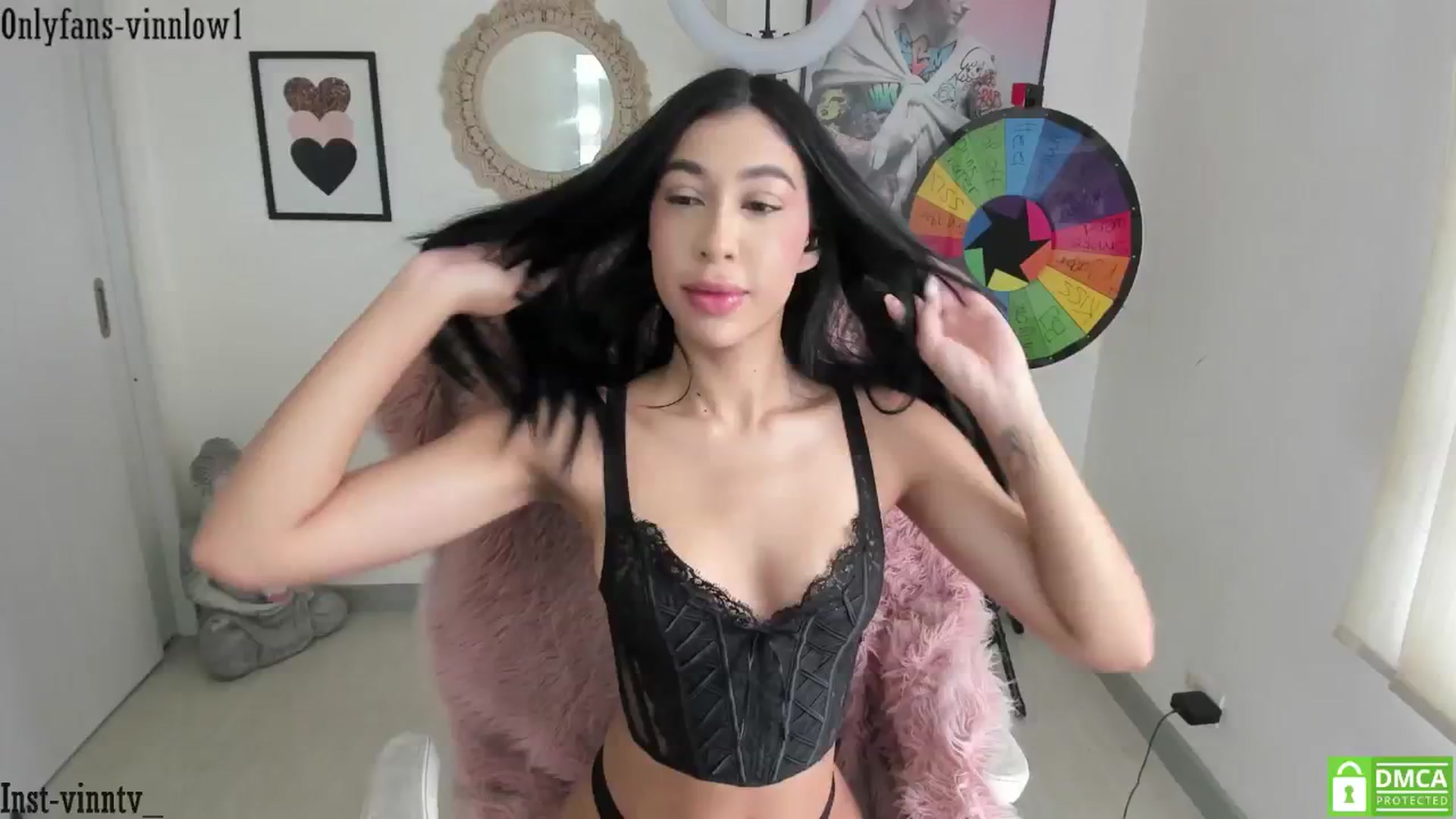Gallery image thumbnail from Vinnlow's myfreecams stream on, 07/03/2025, 16:15 image 17 of 20