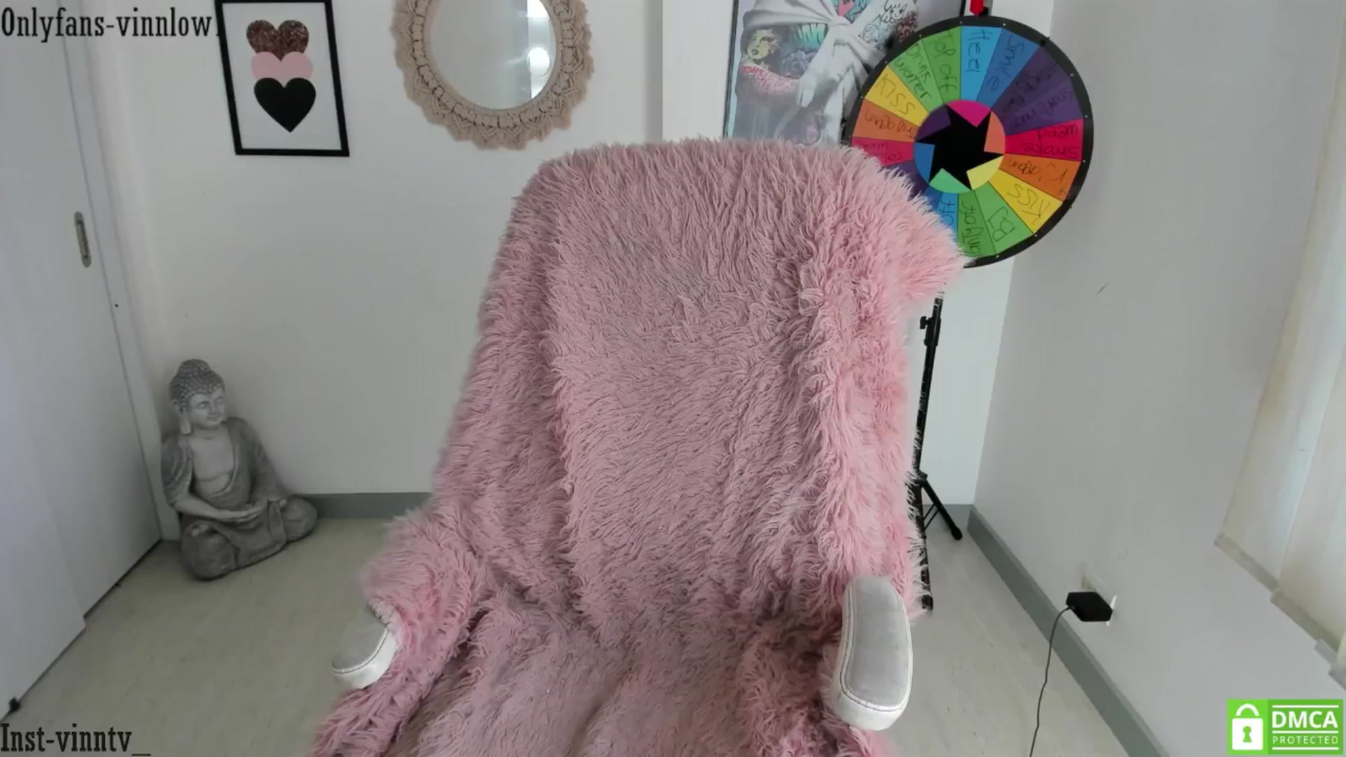 Gallery image thumbnail from Vinnlow's myfreecams stream on, 07/12/2025, 20:55 image 5 of 20