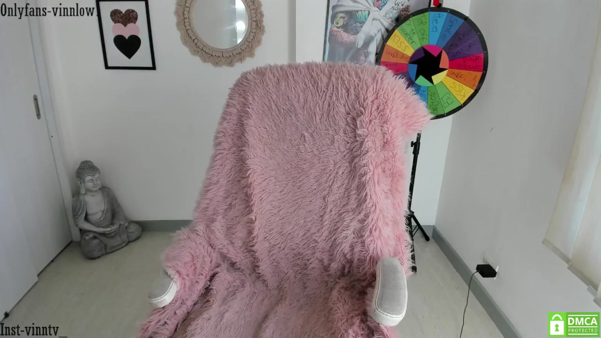 Gallery image thumbnail from Vinnlow's myfreecams stream on, 07/12/2025, 20:55 image 4 of 20