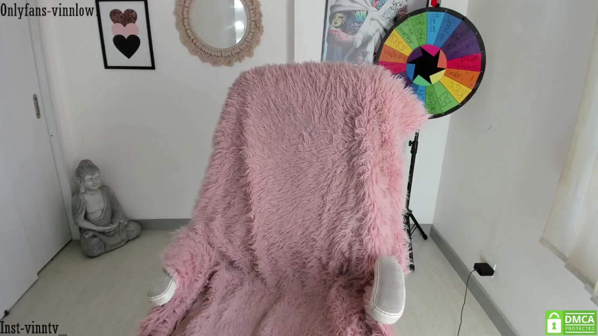 Gallery image thumbnail from Vinnlow's myfreecams stream on, 07/12/2025, 20:55 image 3 of 20