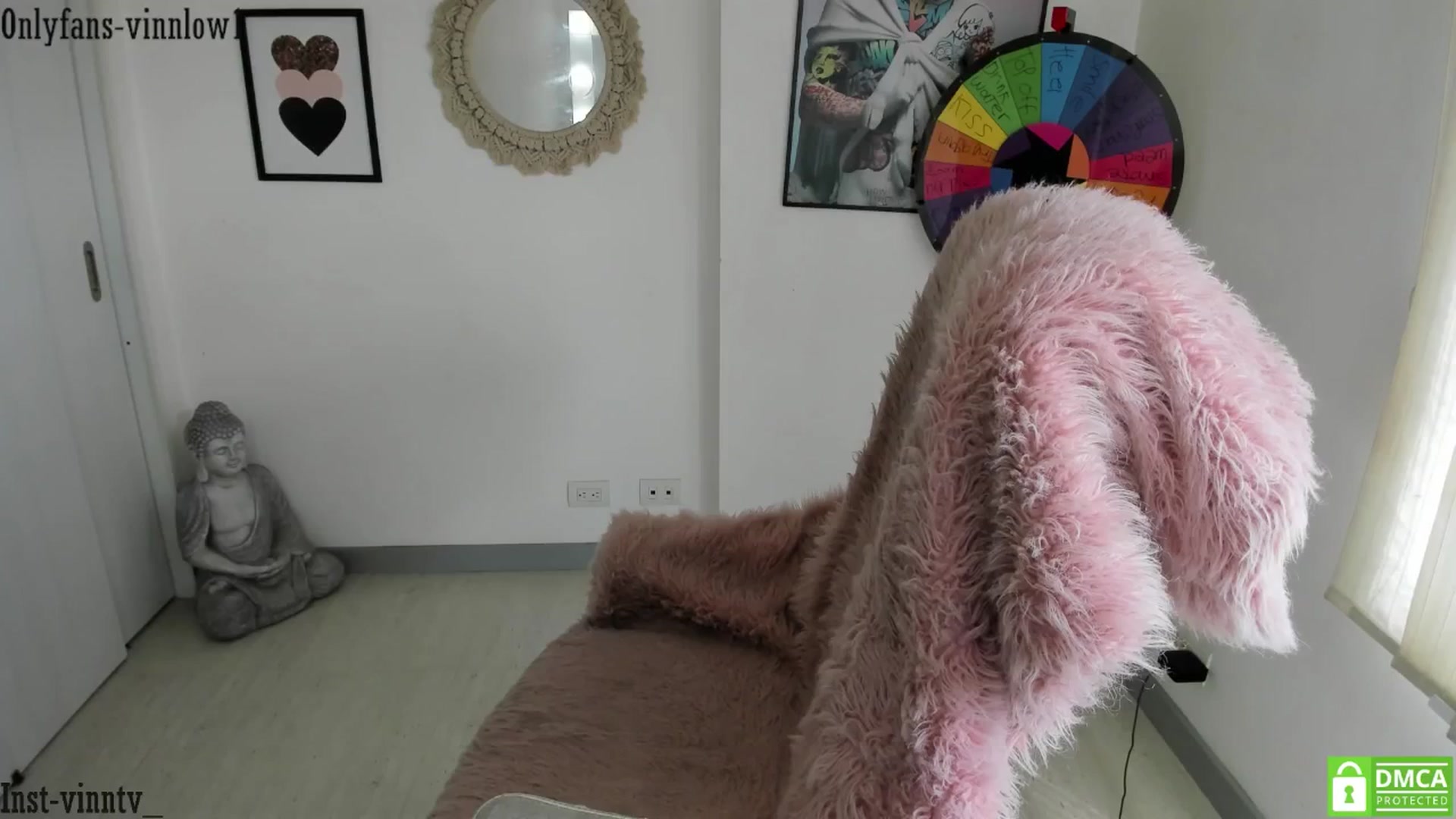 Gallery image thumbnail from Vinnlow's myfreecams stream on, 07/14/2025, 16:08 image 8 of 20