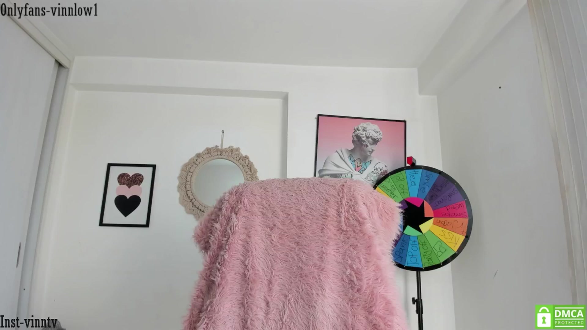 Gallery image thumbnail from Vinnlow's myfreecams stream on, 08/06/2025, 22:49 image 1 of 20