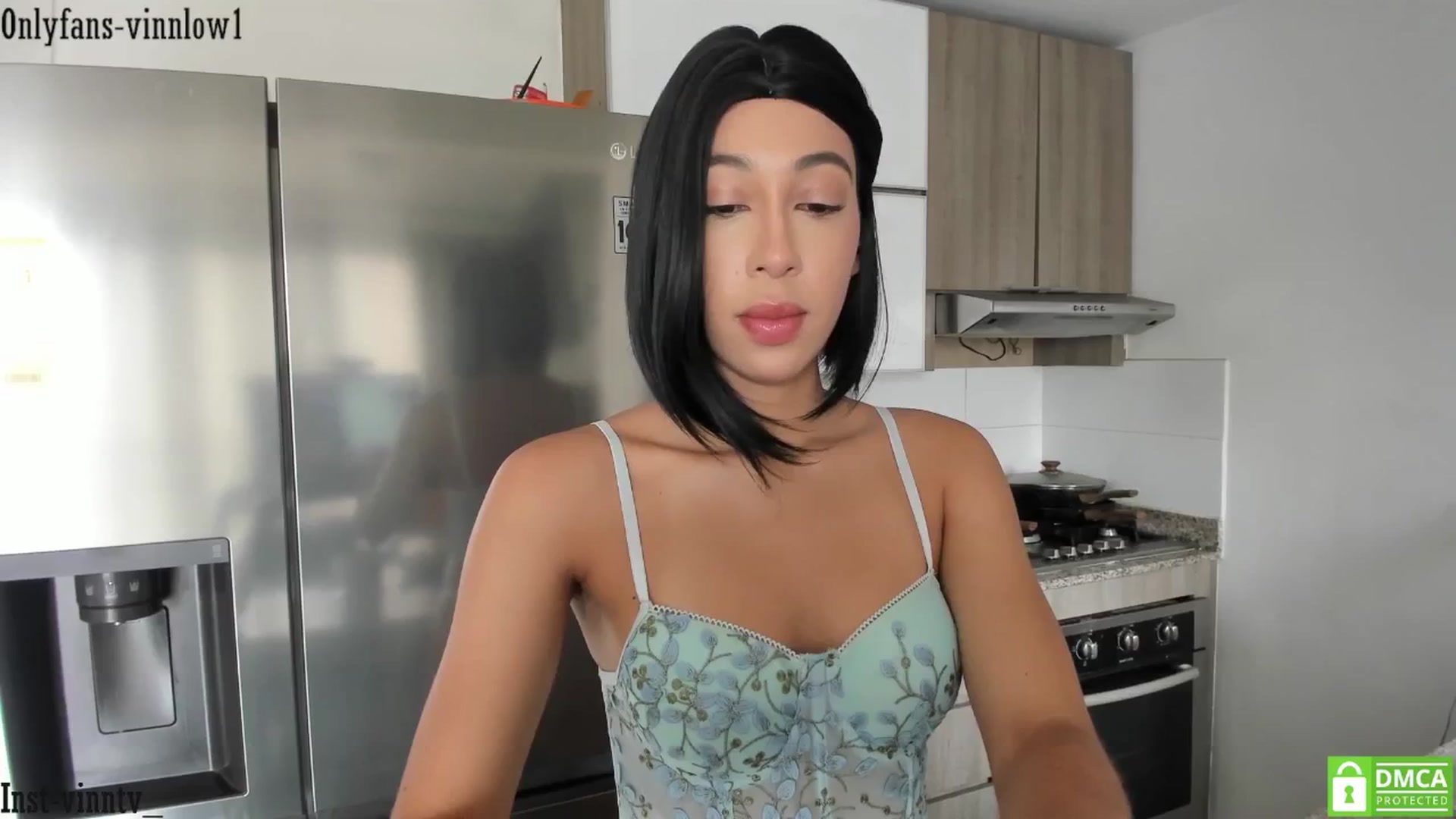 Gallery image thumbnail from Vinnlow's myfreecams stream on, 08/07/2025, 16:22 image 17 of 20